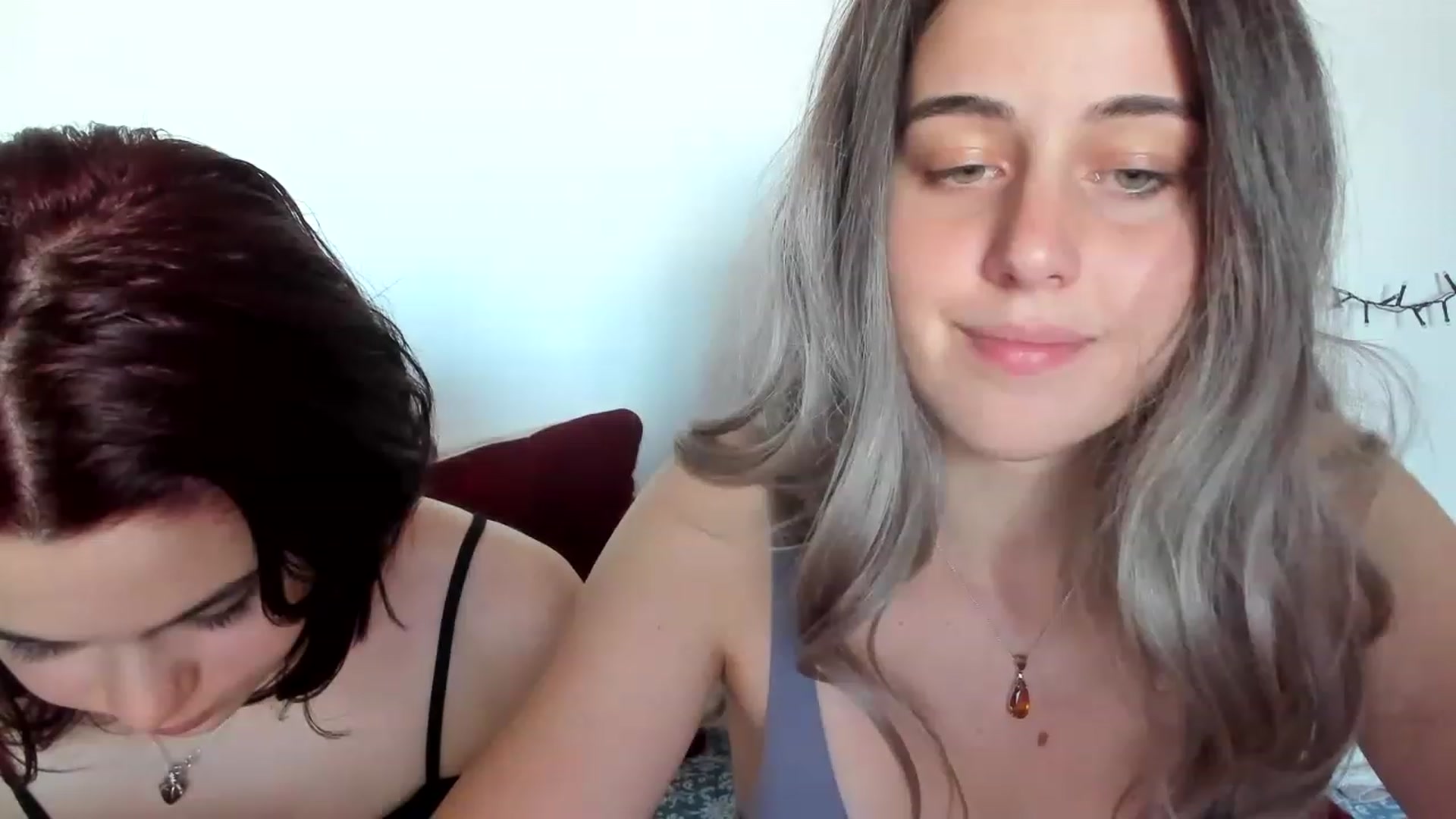 Gallery image thumbnail from AriahKiss's myfreecams stream on, 04/13/2023, 16:36 image 3 of 20