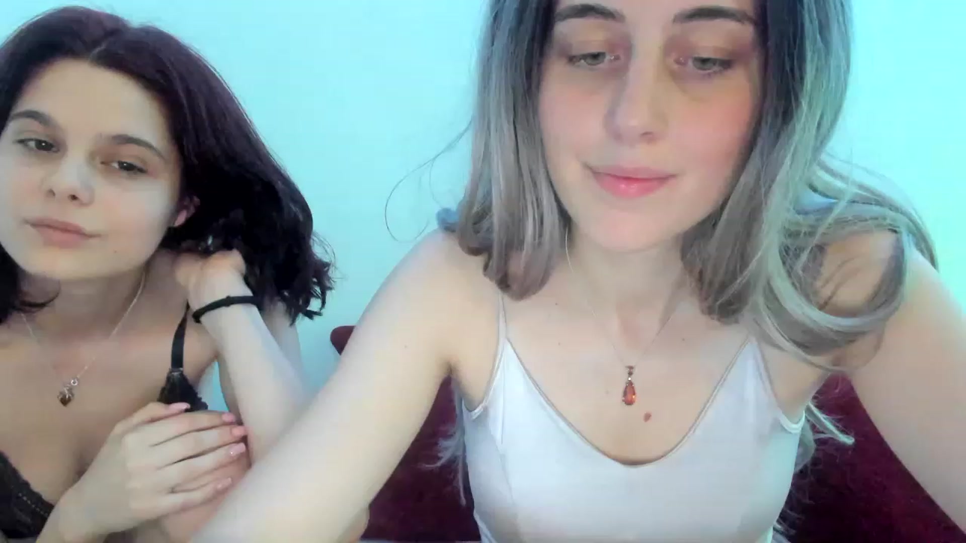 Gallery image thumbnail from AriahKiss's myfreecams stream on, 04/19/2023, 20:11 image 20 of 20