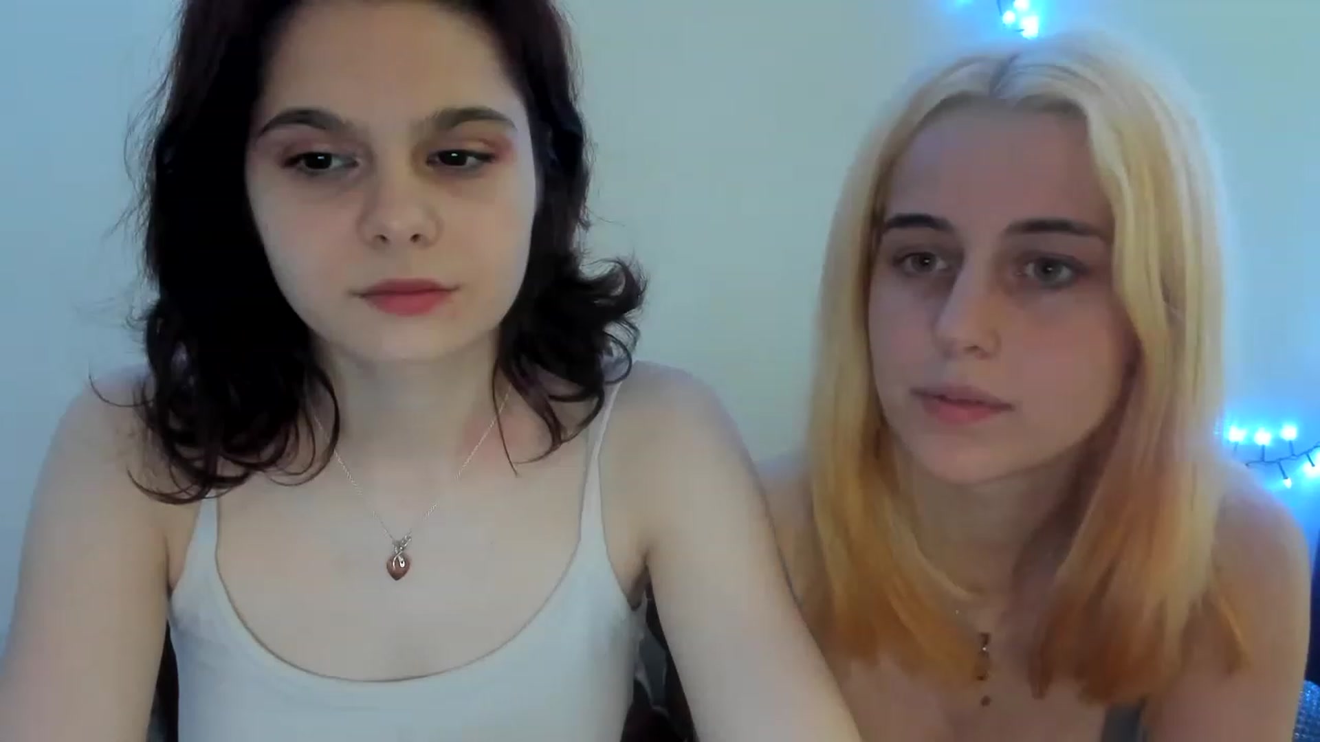Gallery image thumbnail from AriahKiss's myfreecams stream on, 05/14/2023, 18:17 image 11 of 20