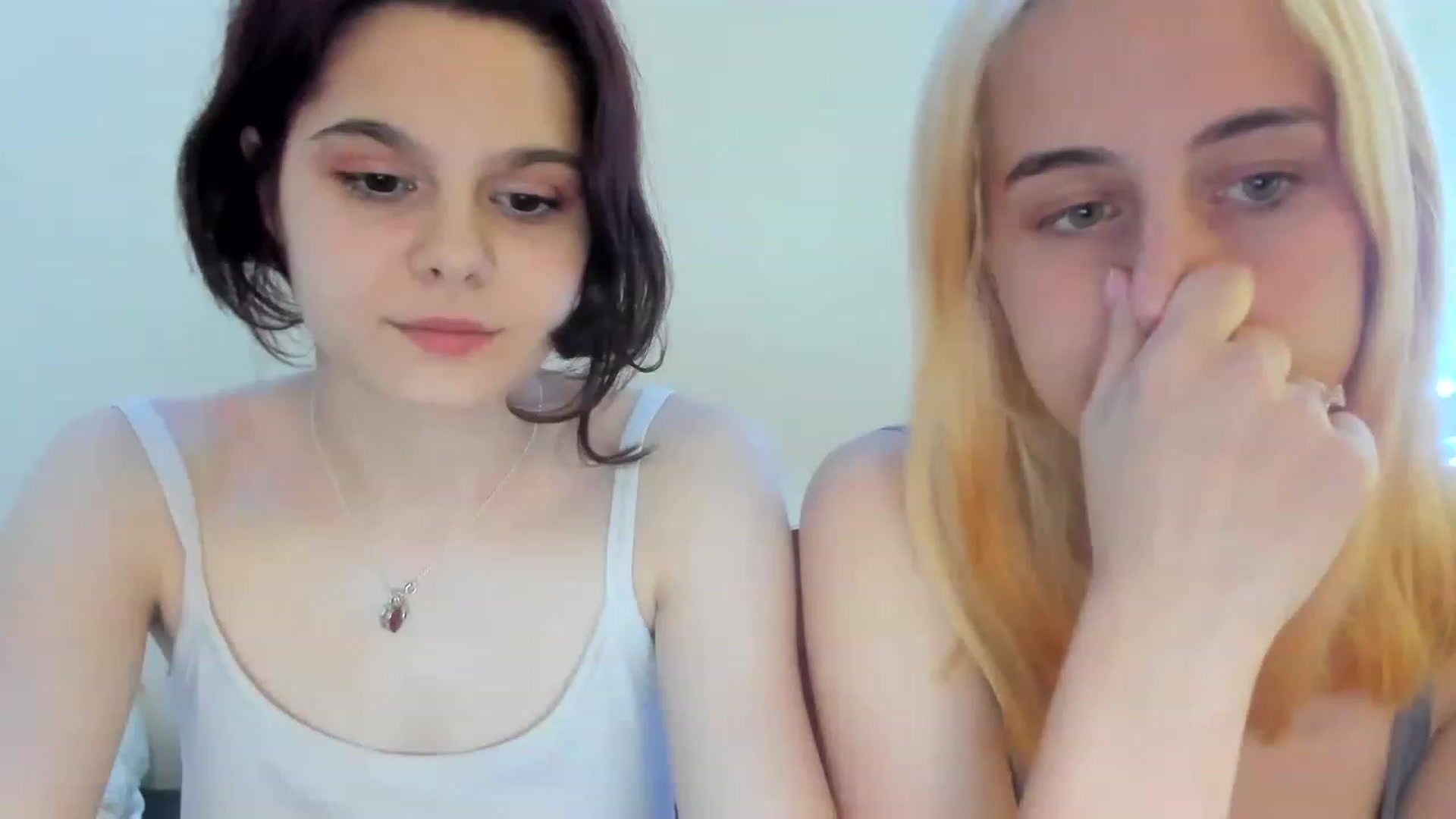 Gallery image thumbnail from AriahKiss's myfreecams stream on, 05/14/2023, 18:59 image 2 of 20
