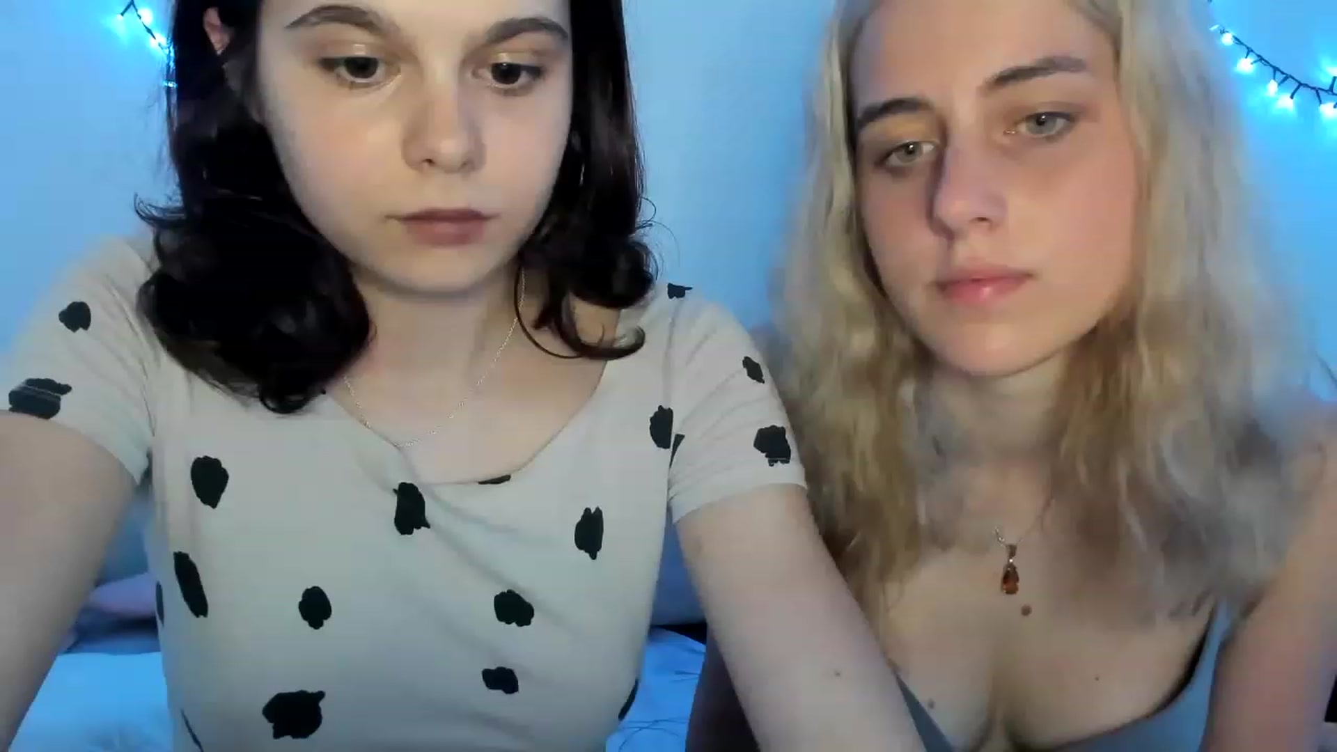 Gallery image thumbnail from AriahKiss's myfreecams stream on, 06/18/2023, 20:12 image 19 of 20