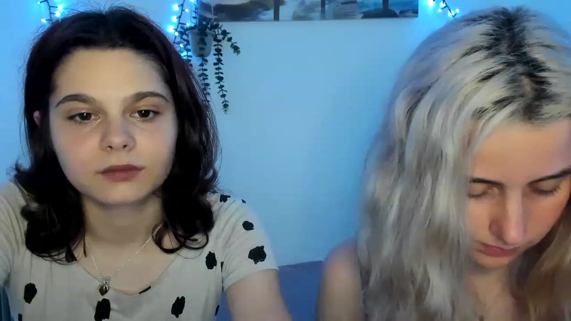 Gallery image thumbnail from AriahKiss's myfreecams stream on, 06/18/2023, 20:12 image 6 of 20
