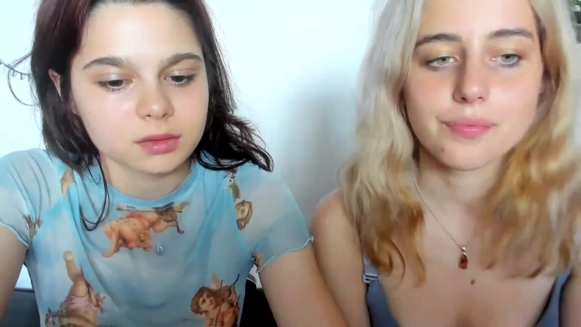 Gallery image thumbnail from AriahKiss's myfreecams stream on, 06/21/2023, 12:55 image 17 of 20