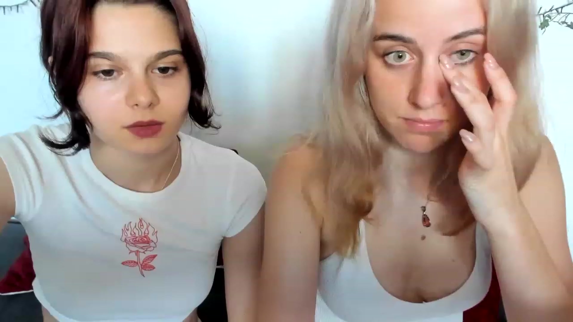 Gallery image thumbnail from AriahKiss's myfreecams stream on, 06/24/2023, 15:38 image 9 of 20