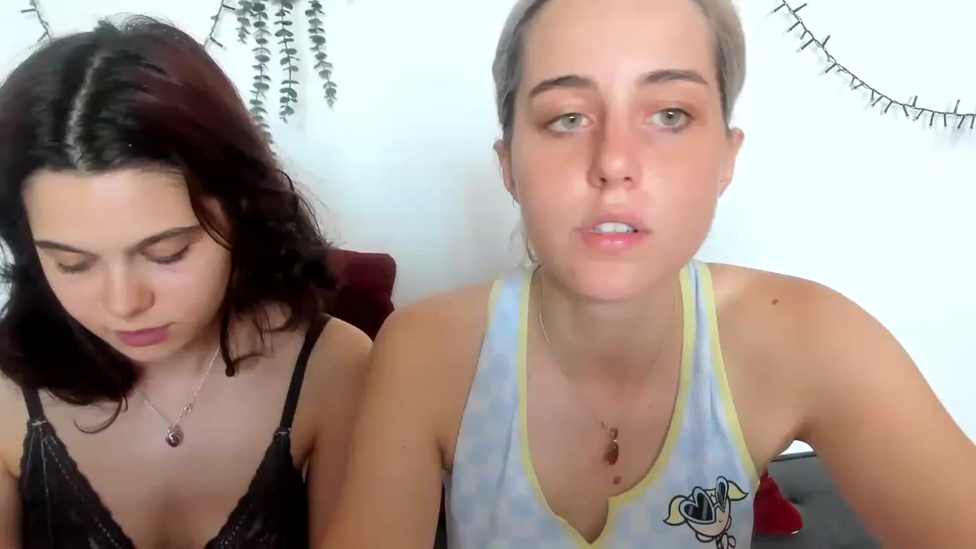 Gallery image thumbnail from AriahKiss's myfreecams stream on, 06/25/2023, 12:05 image 15 of 20