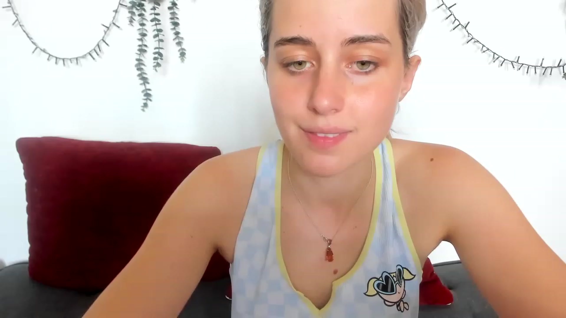 Gallery image thumbnail from AriahKiss's myfreecams stream on, 06/25/2023, 12:05 image 14 of 20