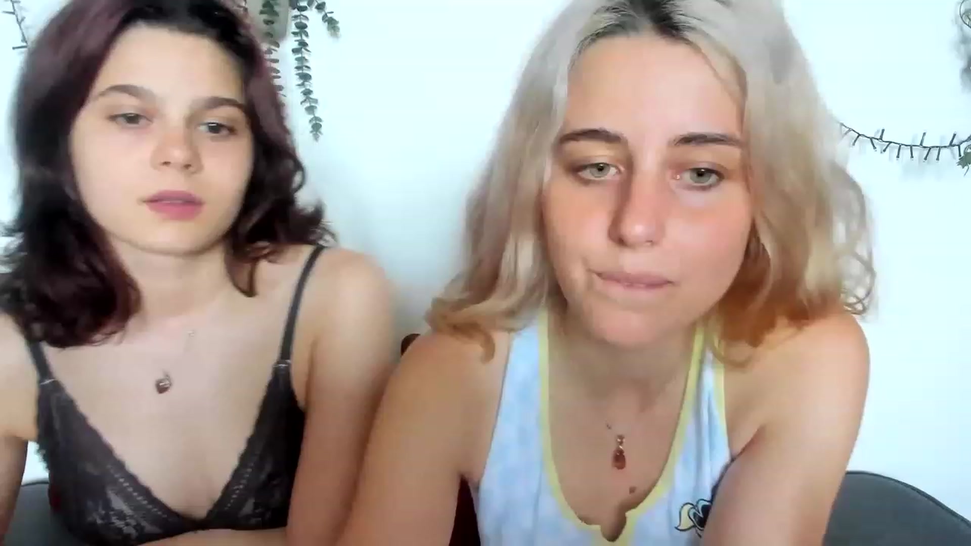 Gallery image thumbnail from AriahKiss's myfreecams stream on, 06/25/2023, 12:05 image 2 of 20