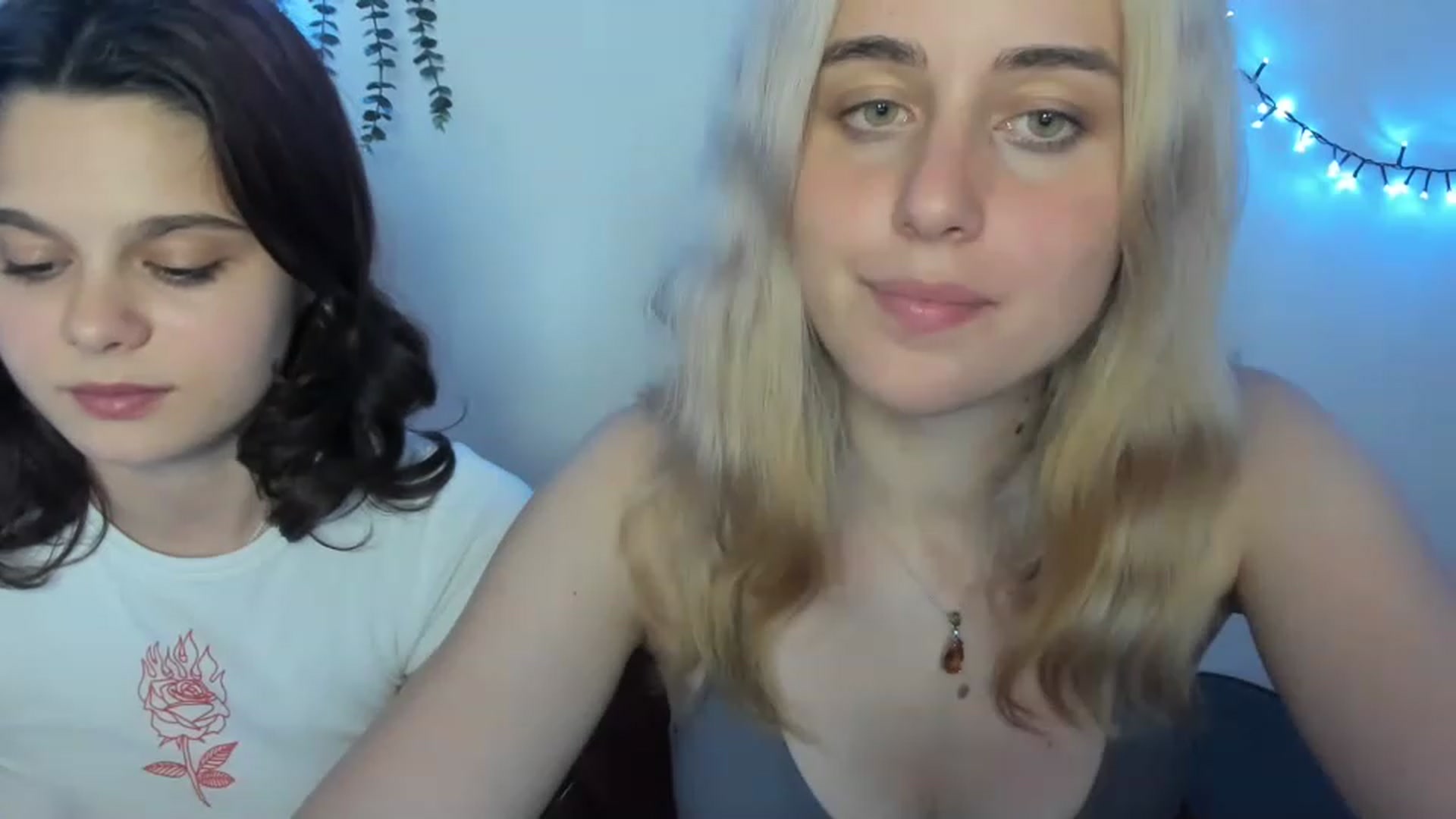 Gallery image thumbnail from AriahKiss's myfreecams stream on, 07/07/2023, 17:21 image 14 of 20