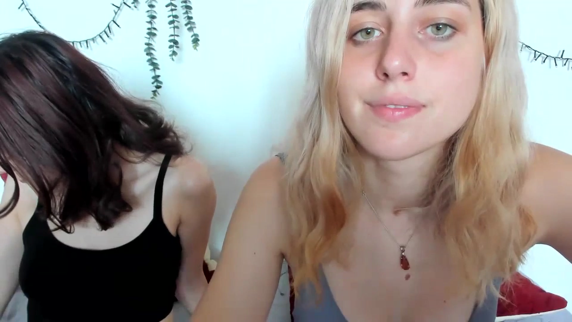 Gallery image thumbnail from AriahKiss's myfreecams stream on, 07/10/2023, 11:45 image 6 of 20