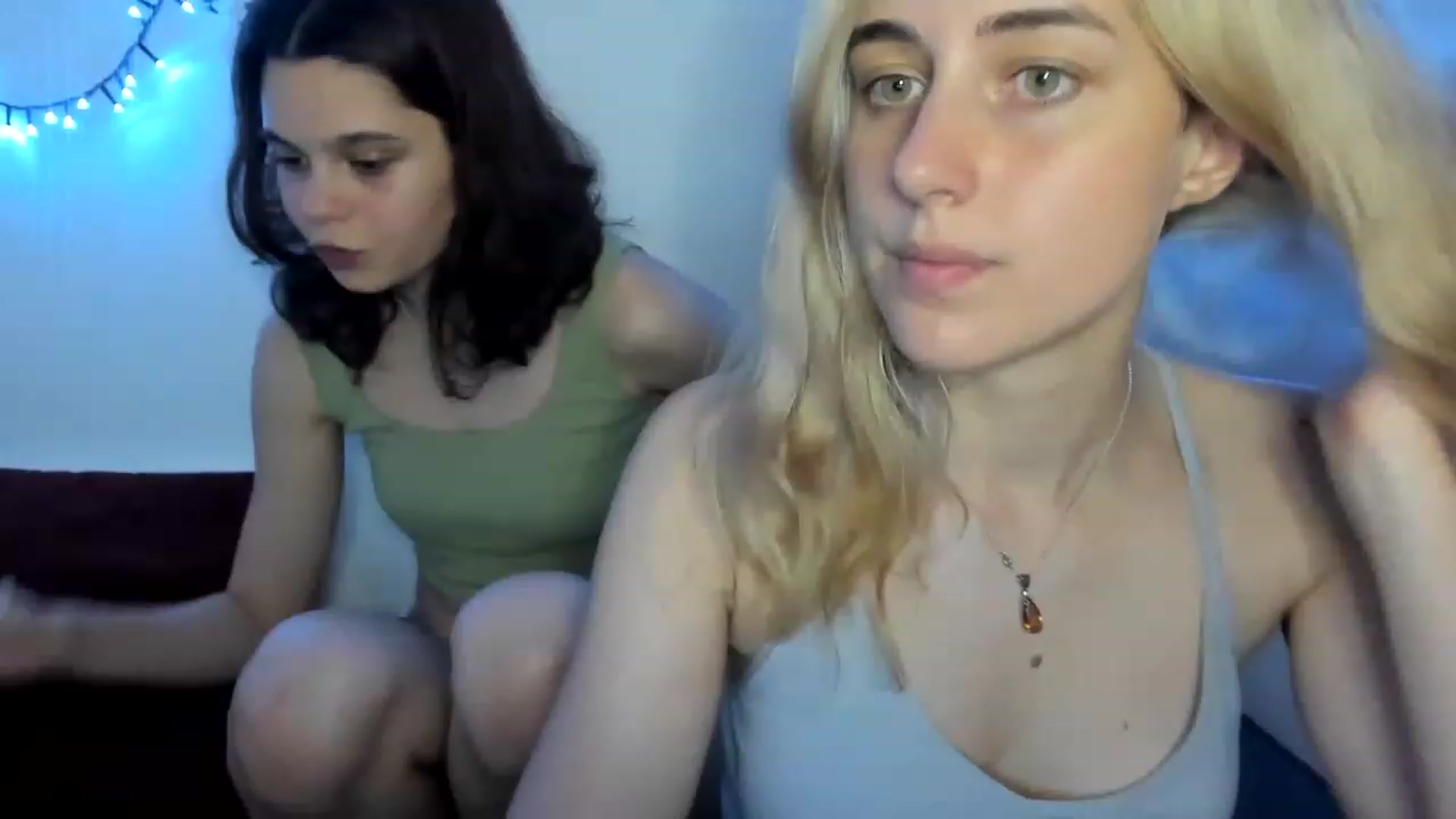 Gallery image thumbnail from AriahKiss's myfreecams stream on, 07/13/2023, 18:29 image 5 of 20
