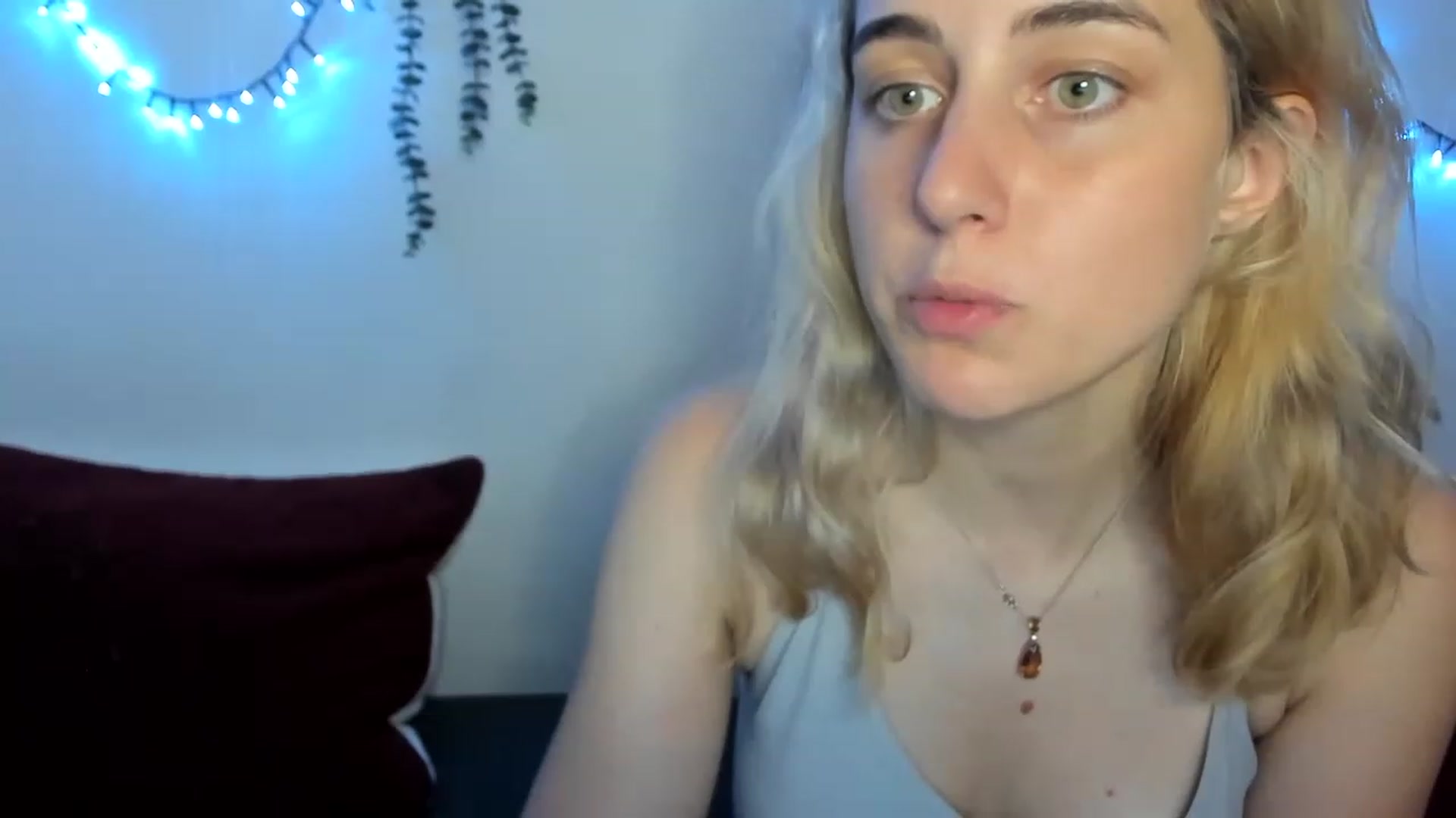 Gallery image thumbnail from AriahKiss's myfreecams stream on, 07/13/2023, 18:29 image 18 of 20