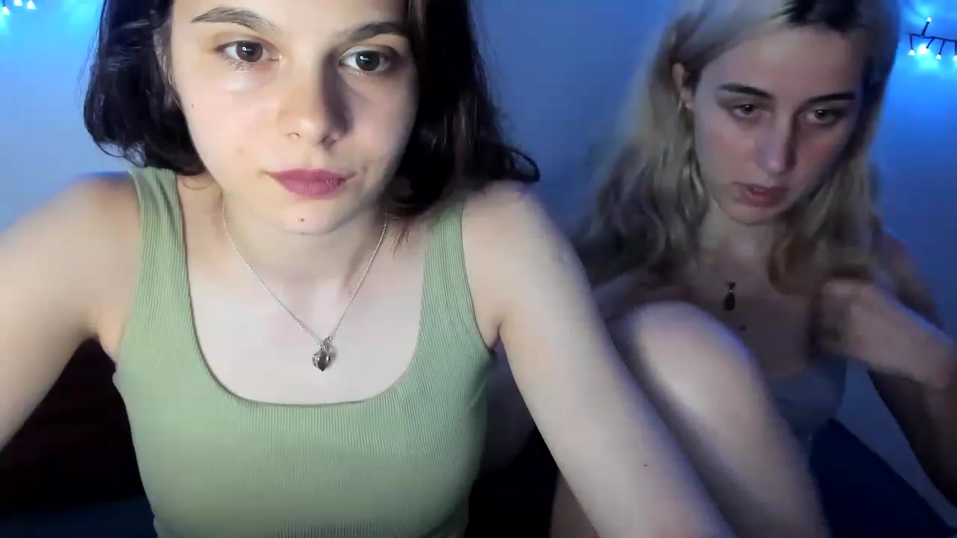 Gallery image thumbnail from AriahKiss's myfreecams stream on, 07/13/2023, 18:29 image 1 of 20