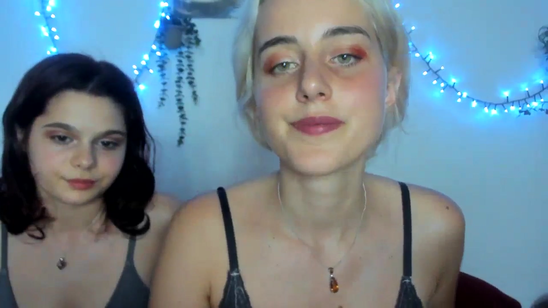 Gallery image thumbnail from AriahKiss's myfreecams stream on, 07/31/2023, 17:09 image 10 of 20