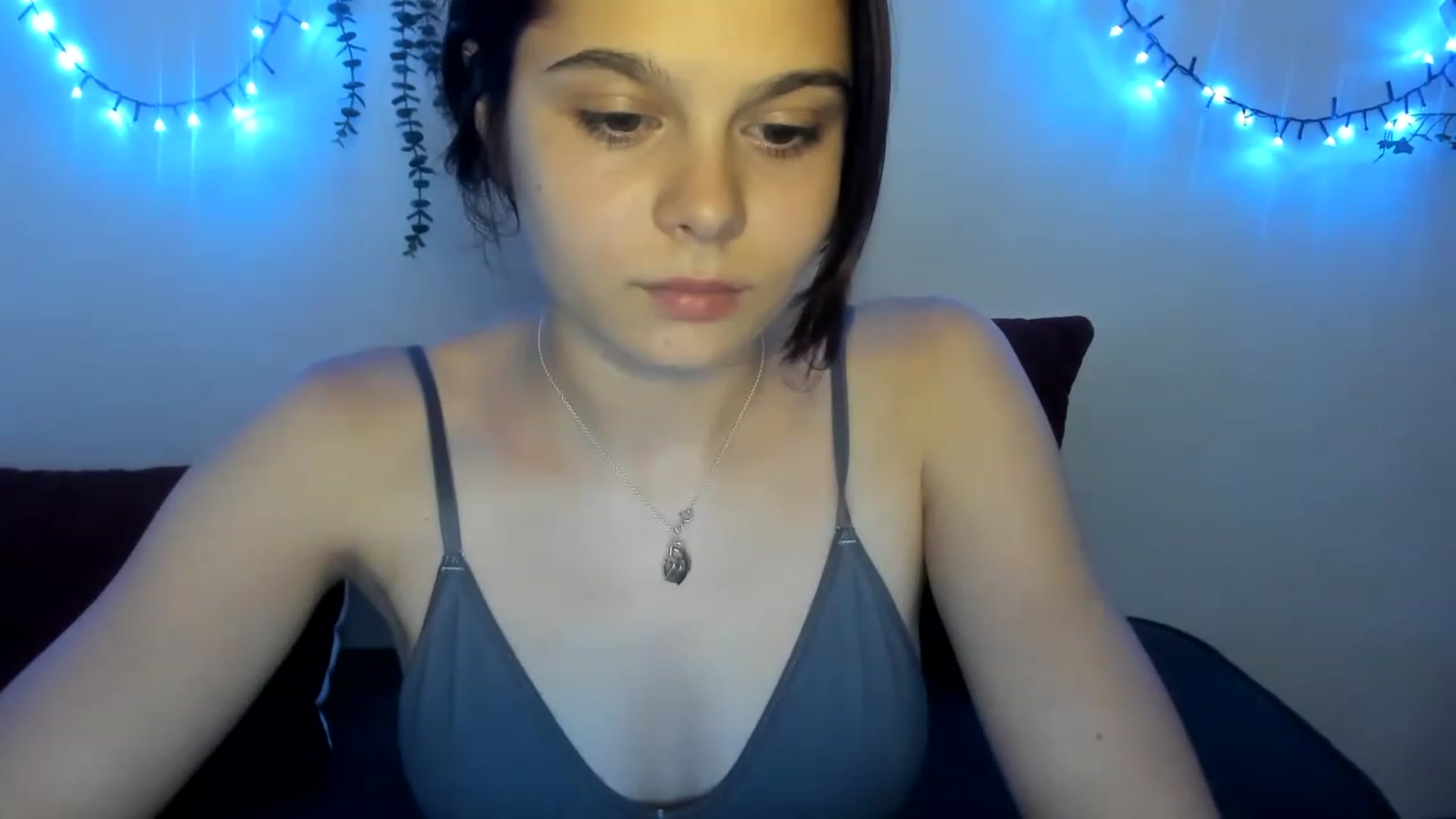 Gallery image thumbnail from AriahKiss's myfreecams stream on, 08/03/2023, 19:35 image 8 of 20