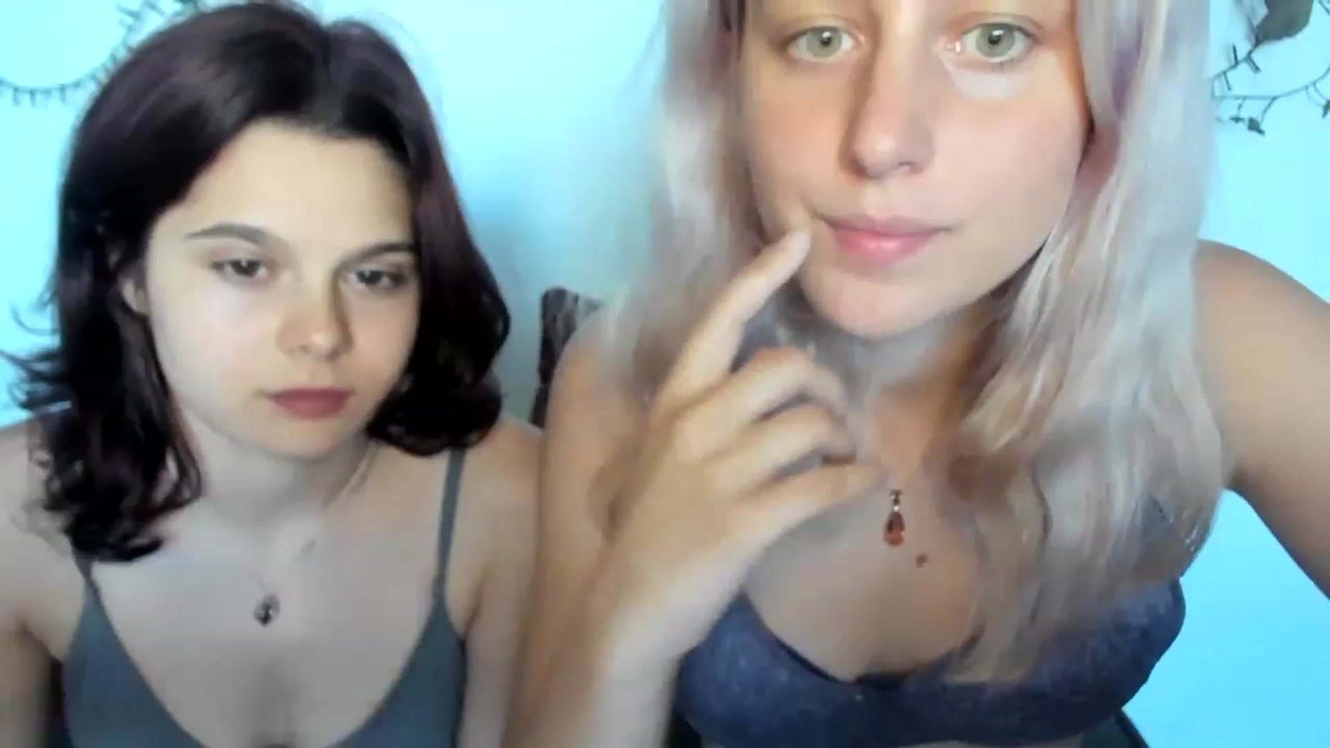 Gallery image thumbnail from AriahKiss's myfreecams stream on, 08/06/2023, 16:22 image 5 of 20
