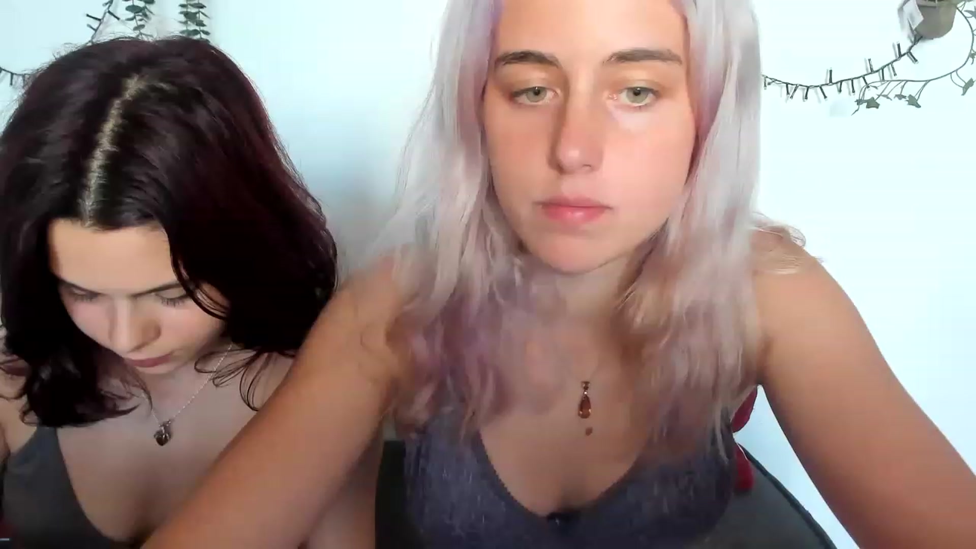 Gallery image thumbnail from AriahKiss's myfreecams stream on, 08/06/2023, 16:22 image 2 of 20