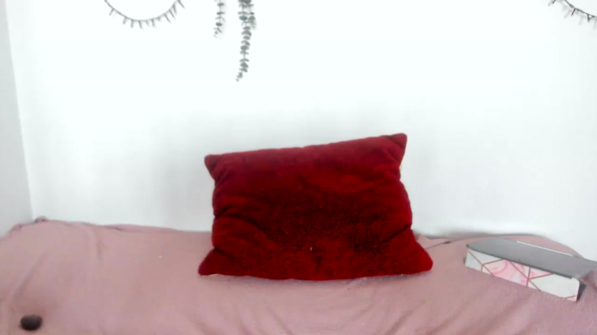 Gallery image thumbnail from AriahKiss's myfreecams stream on, 08/18/2023, 15:34 image 5 of 20