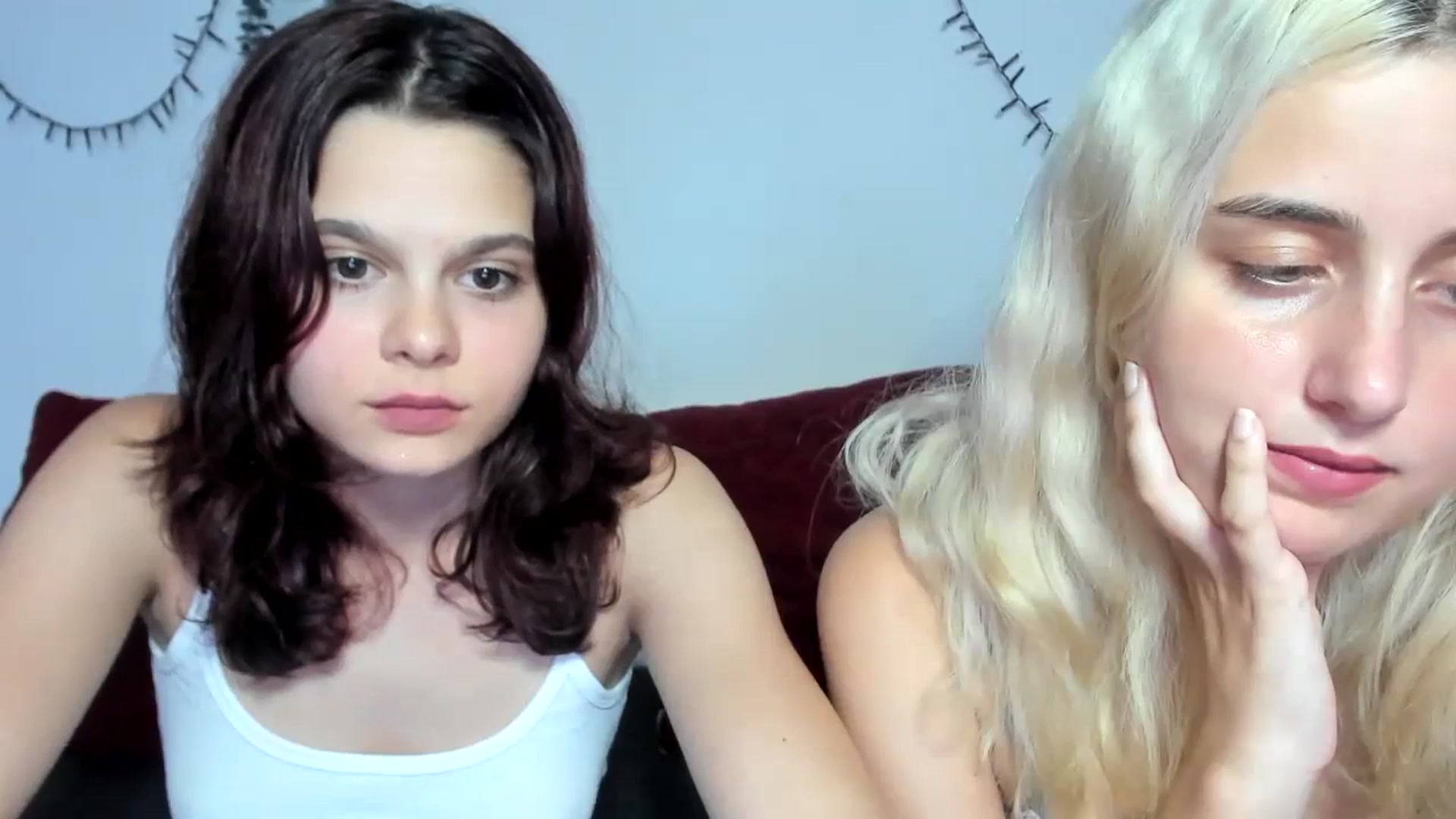 Gallery image thumbnail from AriahKiss's myfreecams stream on, 09/03/2023, 16:14 image 16 of 20
