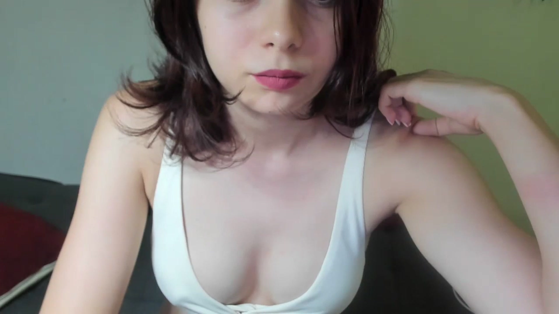 Gallery image thumbnail from AriahKiss's myfreecams stream on, 09/07/2023, 18:13 image 18 of 20
