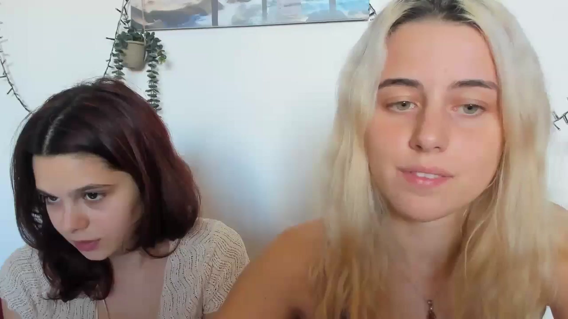 Gallery image thumbnail from AriahKiss's myfreecams stream on, 09/09/2023, 12:17 image 11 of 20