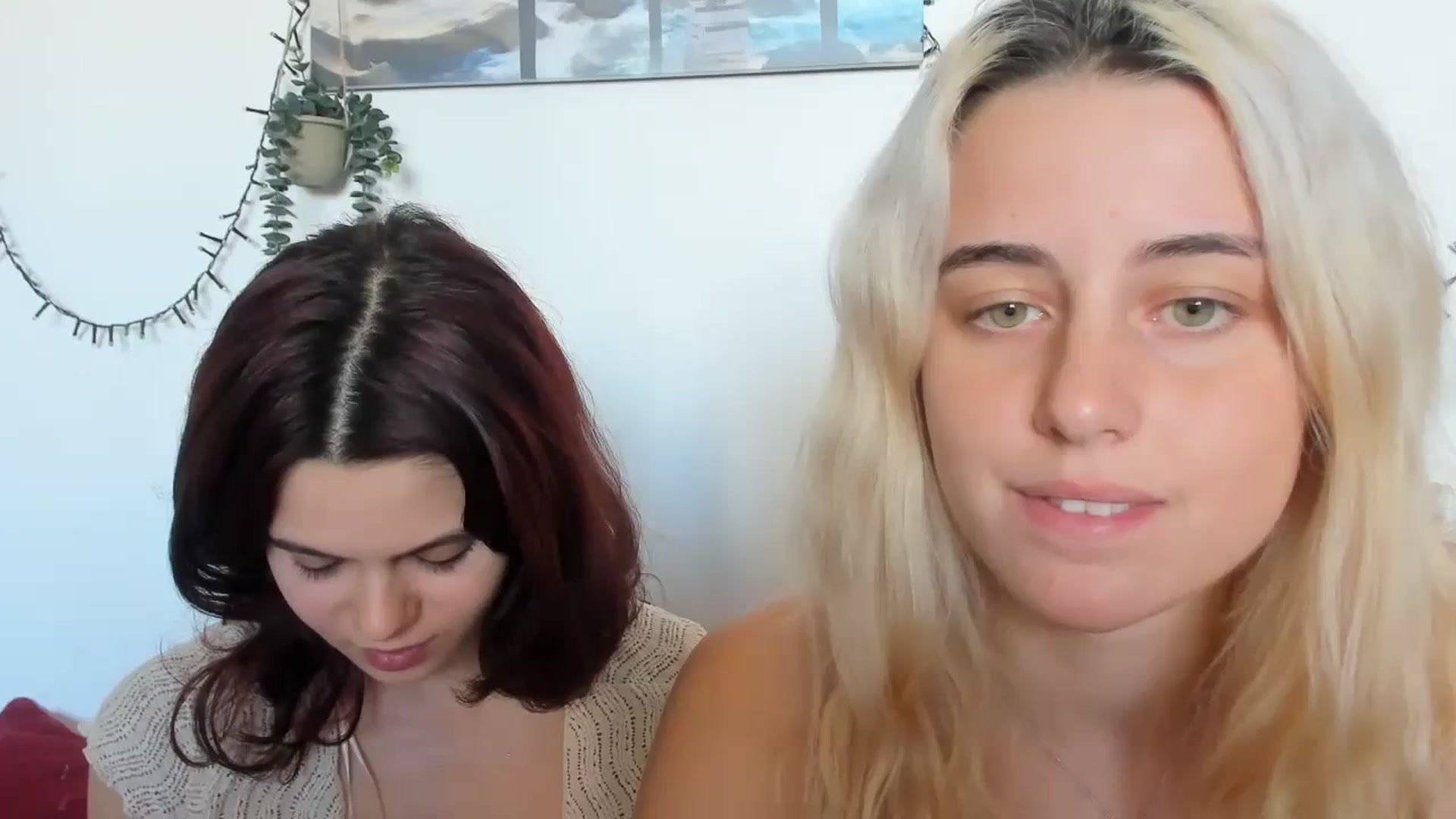 Gallery image thumbnail from AriahKiss's myfreecams stream on, 09/09/2023, 12:17 image 1 of 20