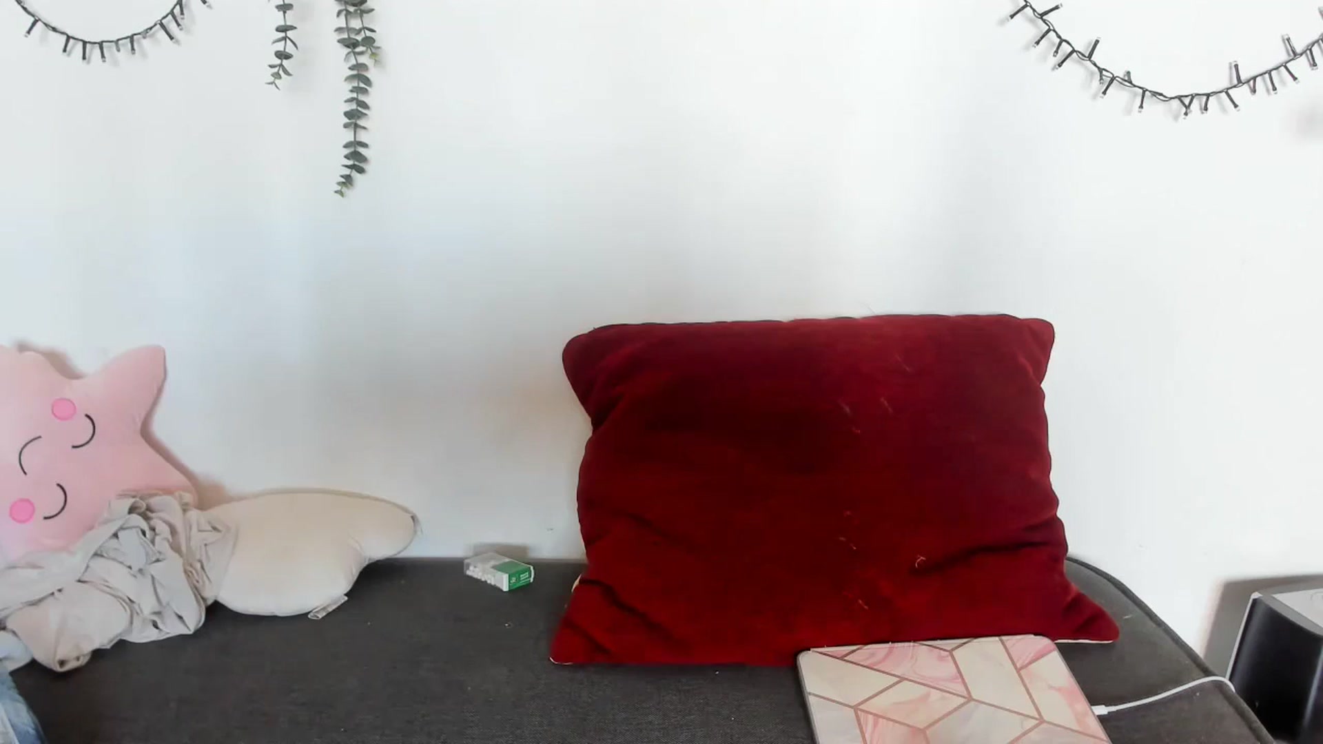 Gallery image thumbnail from AriahKiss's myfreecams stream on, 09/13/2023, 13:12 image 8 of 20