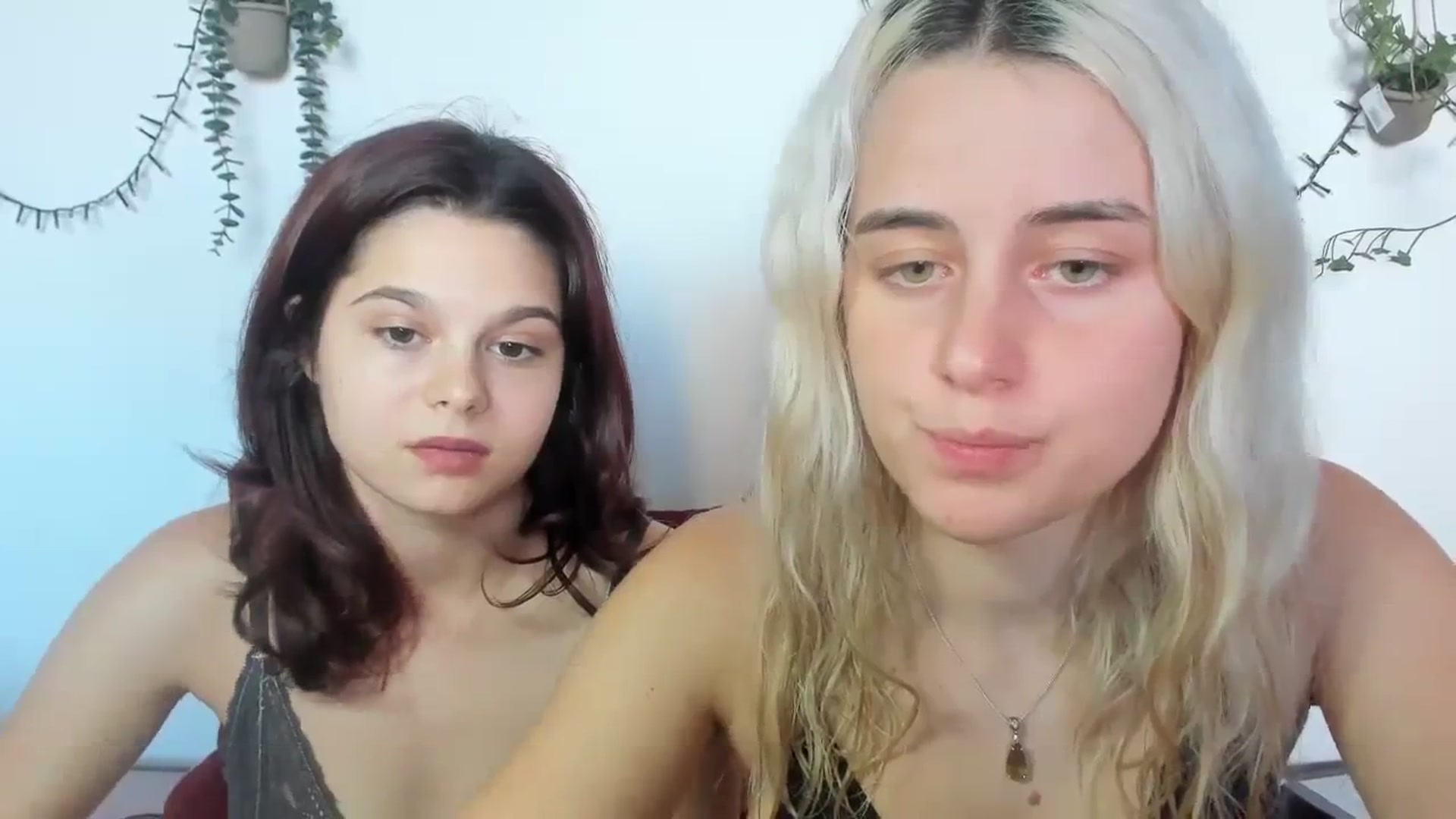 Gallery image thumbnail from AriahKiss's myfreecams stream on, 09/18/2023, 14:54 image 2 of 20