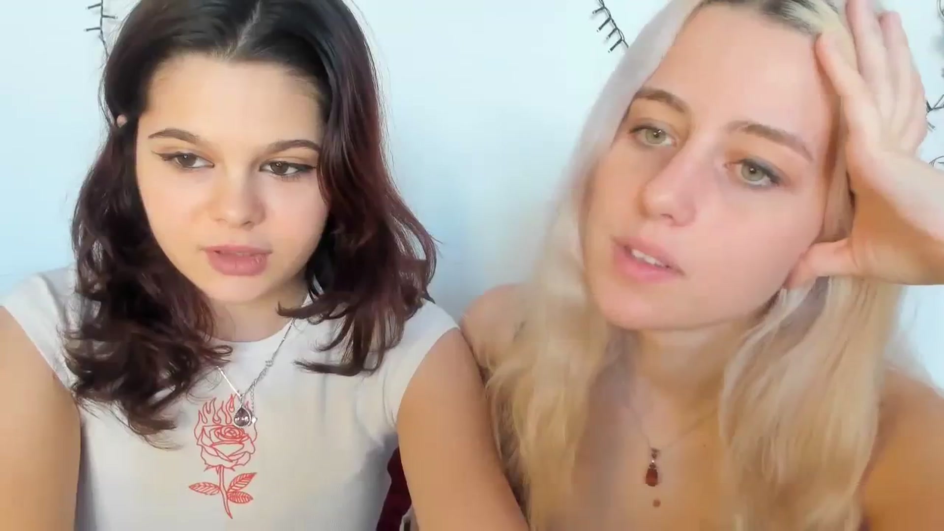 Gallery image thumbnail from AriahKiss's myfreecams stream on, 12/04/2023, 12:32 image 16 of 20