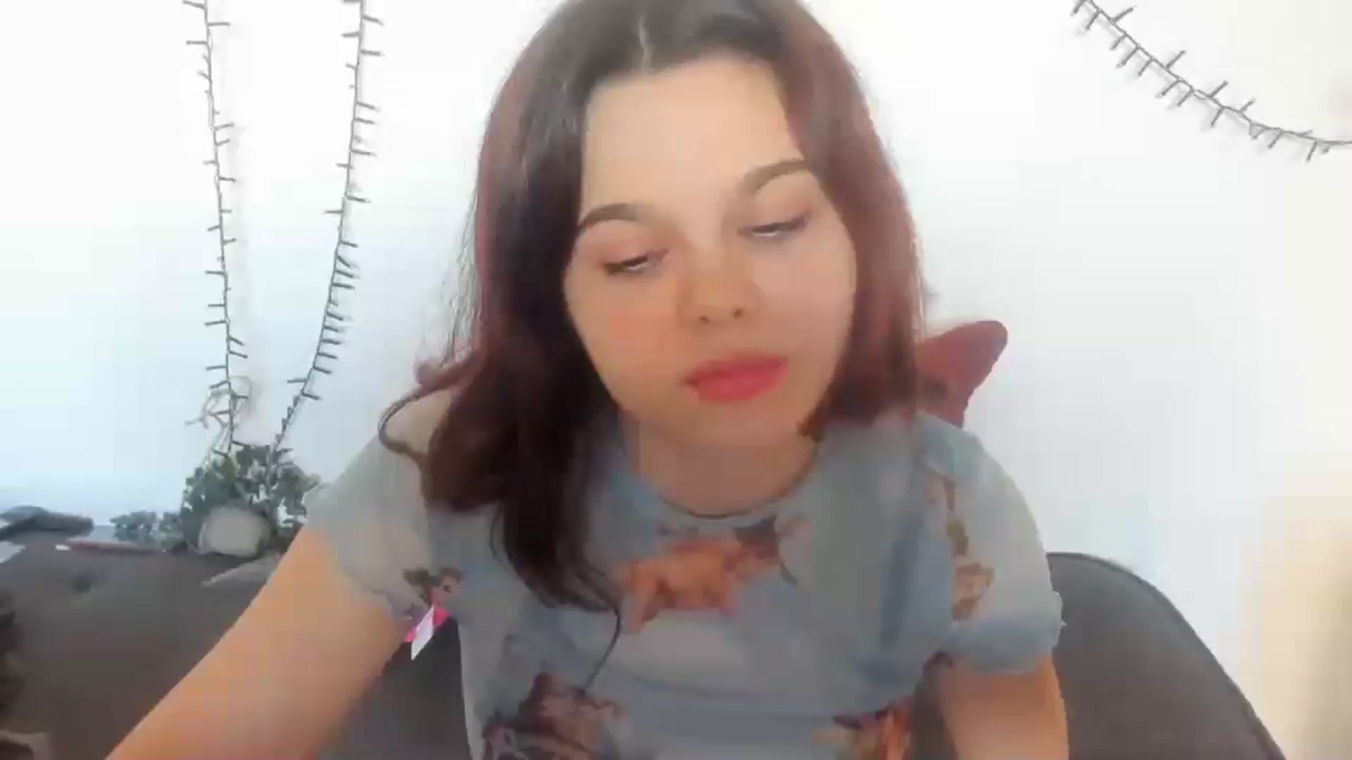 Gallery image thumbnail from AriahKiss's myfreecams stream on, 12/18/2023, 13:11 image 1 of 20