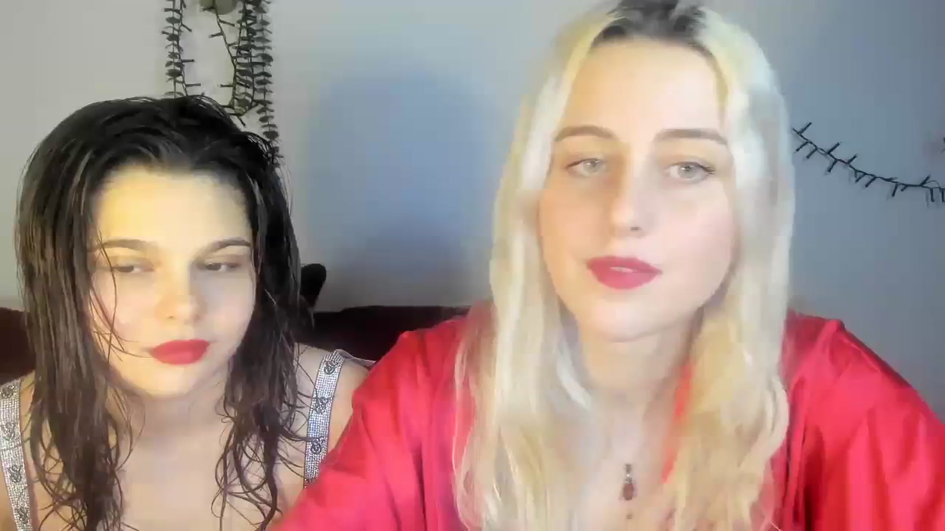 Gallery image thumbnail from AriahKiss's myfreecams stream on, 12/25/2023, 18:34 image 1 of 20