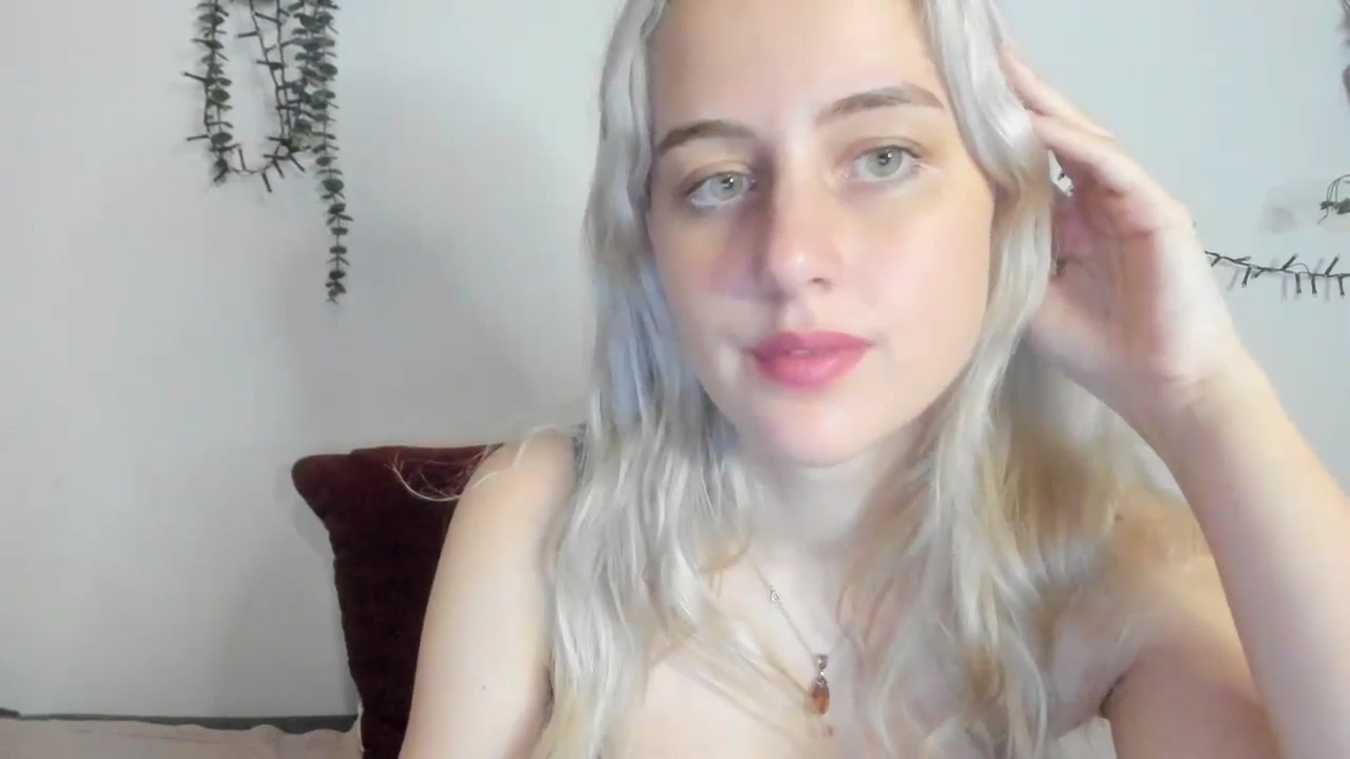 Gallery image thumbnail from AriahKiss's myfreecams stream on, 01/15/2024, 16:38 image 11 of 20