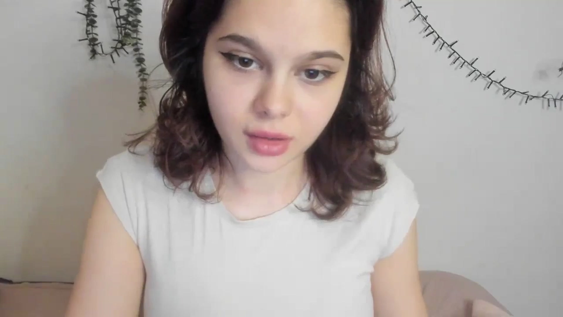 Gallery image thumbnail from AriahKiss's myfreecams stream on, 01/15/2024, 16:38 image 7 of 20