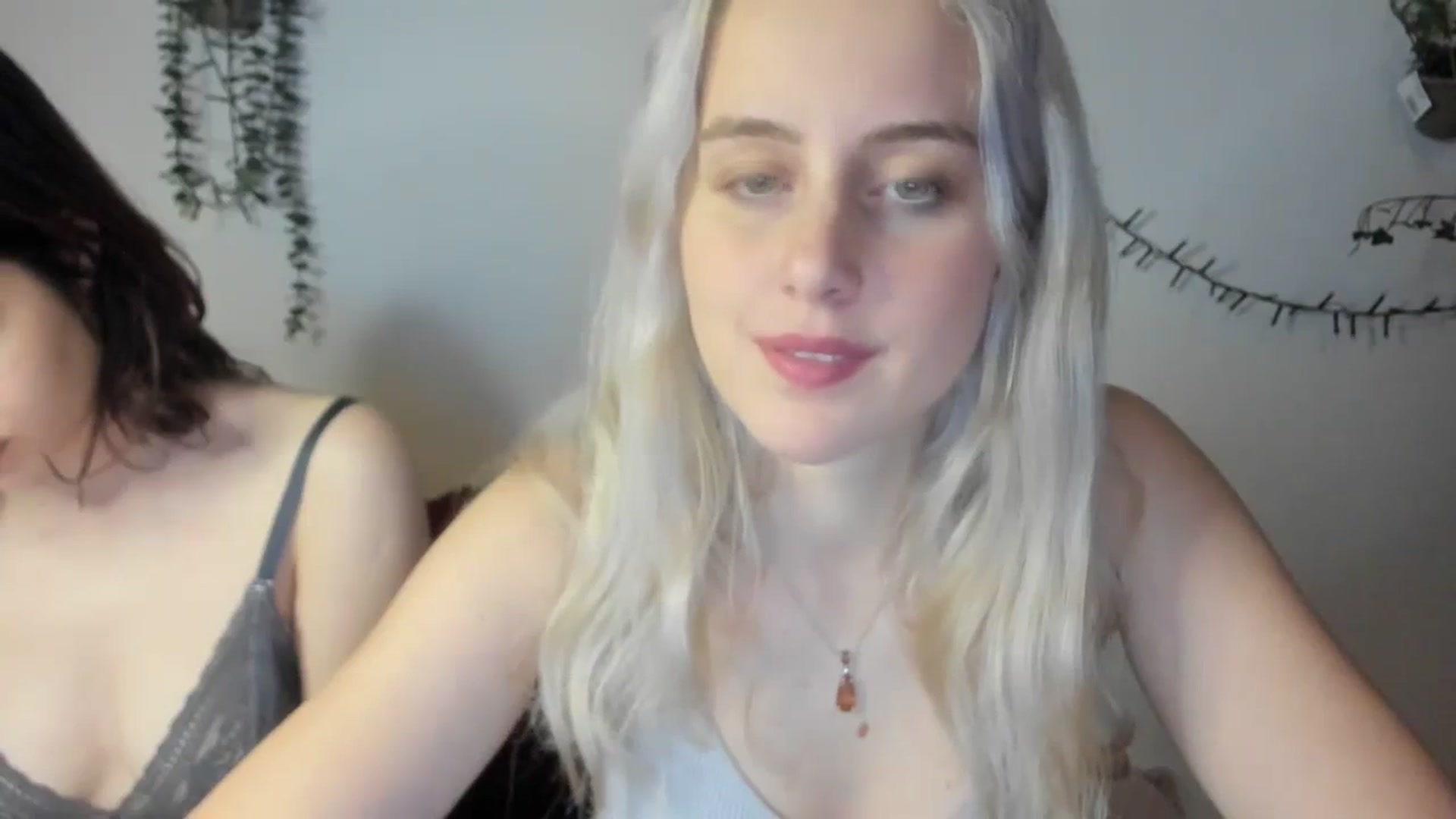 Gallery image thumbnail from AriahKiss's myfreecams stream on, 01/21/2024, 18:48 image 19 of 20