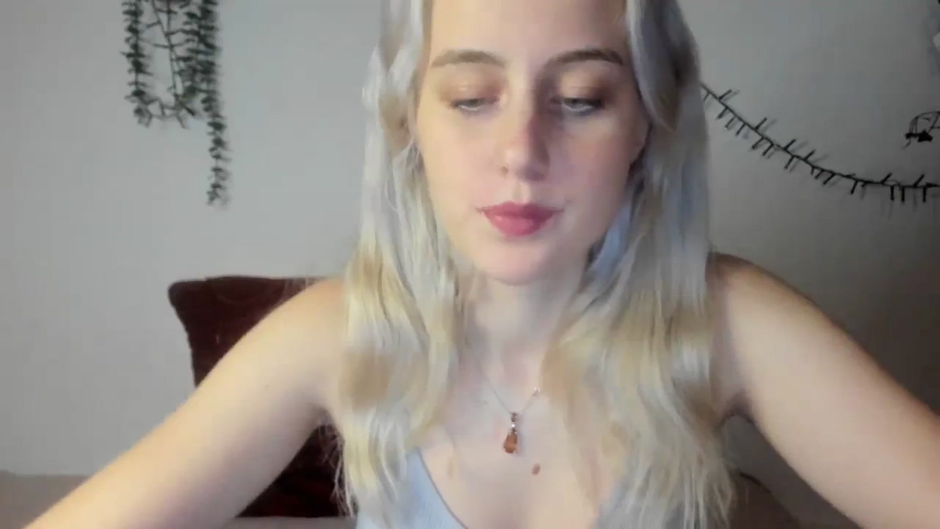 Gallery image thumbnail from AriahKiss's myfreecams stream on, 01/21/2024, 18:48 image 7 of 20