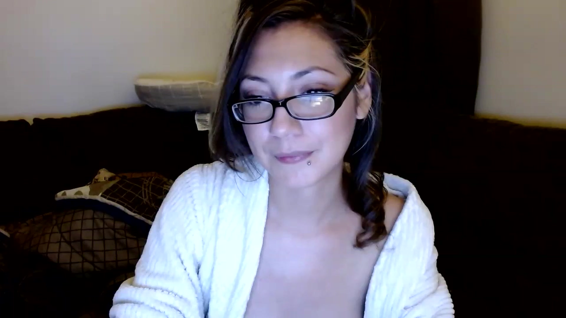 Gallery image thumbnail from ArialSkye's myfreecams stream on, 08/16/2023, 08:40 image 9 of 20