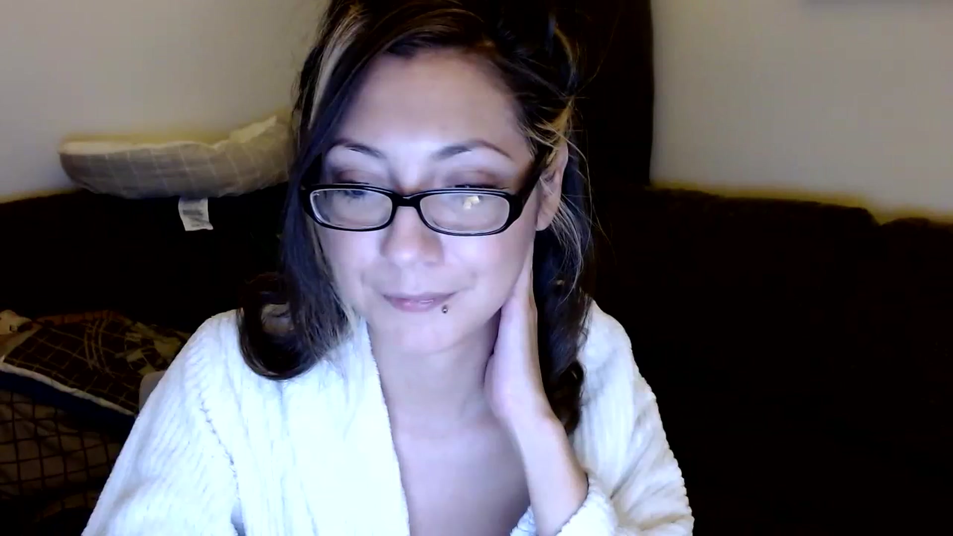 Gallery image thumbnail from ArialSkye's myfreecams stream on, 08/16/2023, 08:40 image 12 of 20