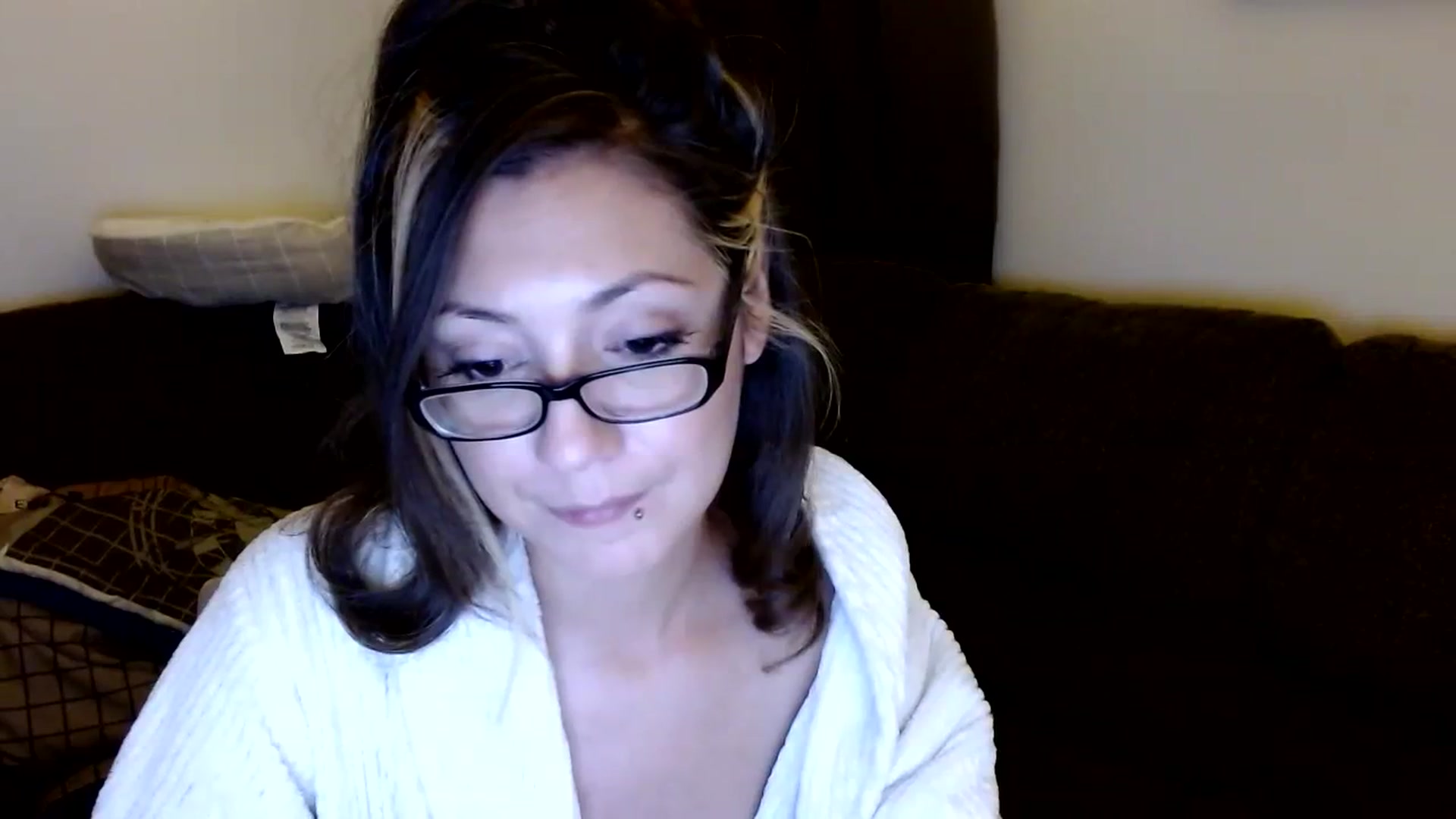 Gallery image thumbnail from ArialSkye's myfreecams stream on, 08/16/2023, 08:40 image 16 of 20