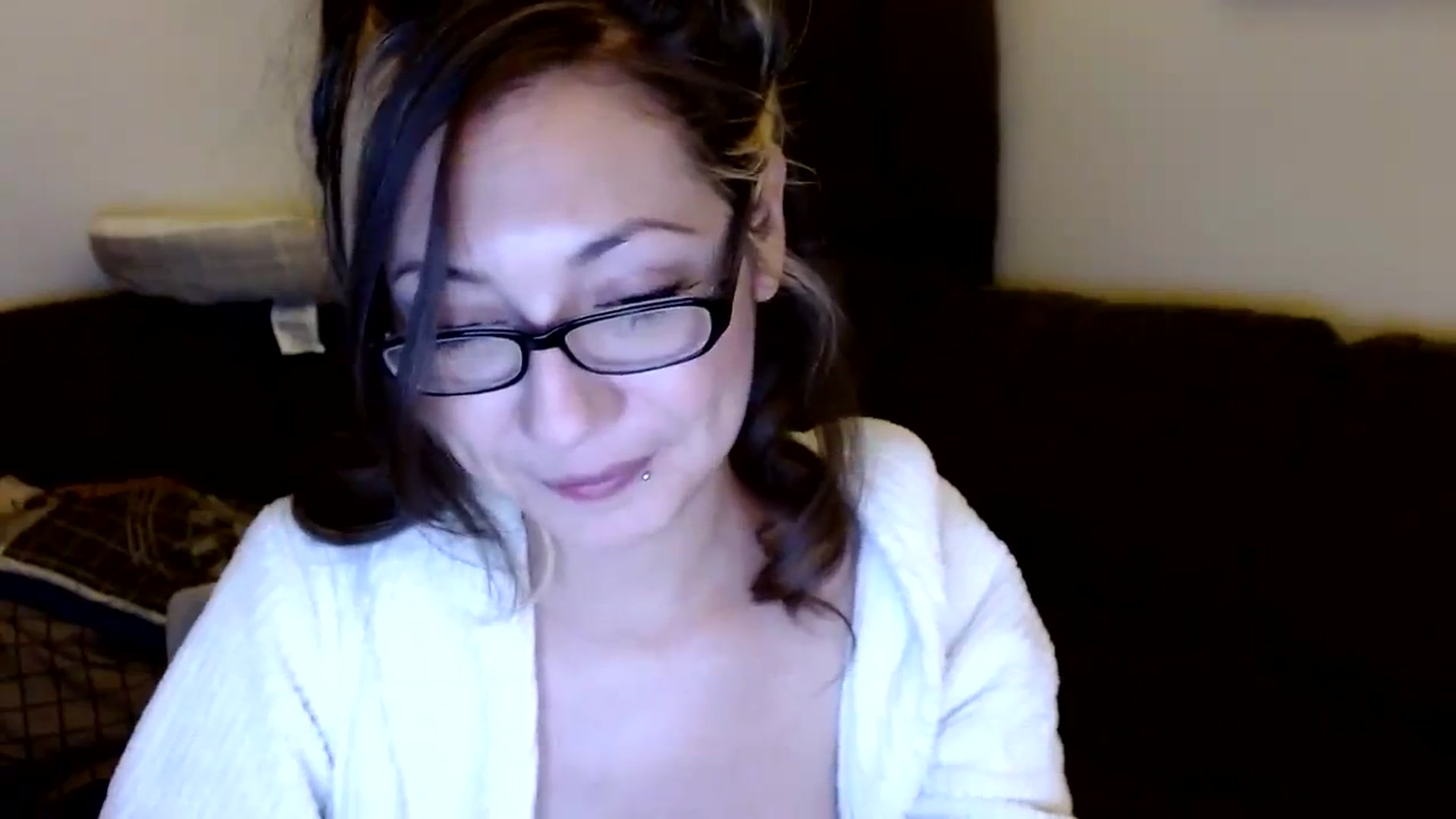 Gallery image thumbnail from ArialSkye's myfreecams stream on, 08/16/2023, 08:40 image 18 of 20