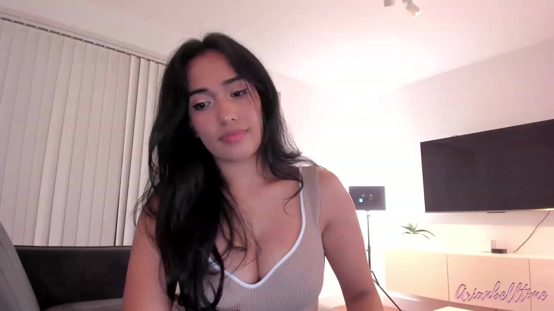 Gallery image thumbnail from ArianBelltime's myfreecams stream on, 08/18/2023, 22:54 image 18 of 20