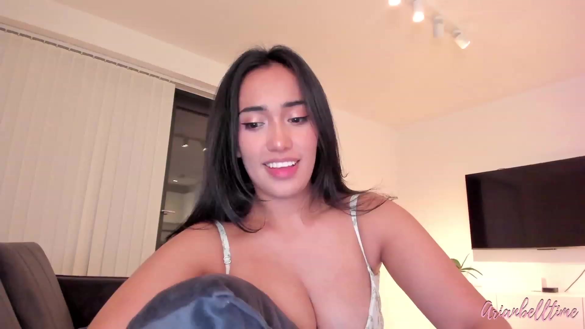Gallery image thumbnail from ArianBelltime's myfreecams stream on, 08/19/2023, 23:30 image 1 of 20