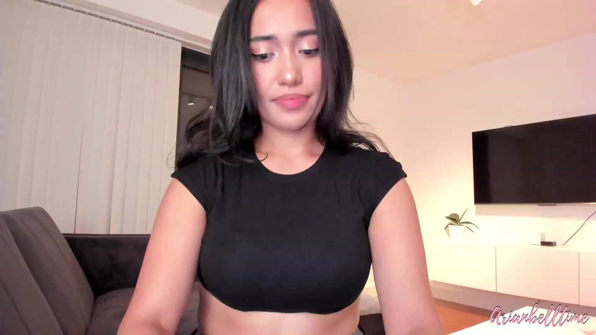 Gallery image thumbnail from ArianBelltime's myfreecams stream on, 08/23/2023, 01:07 image 8 of 20