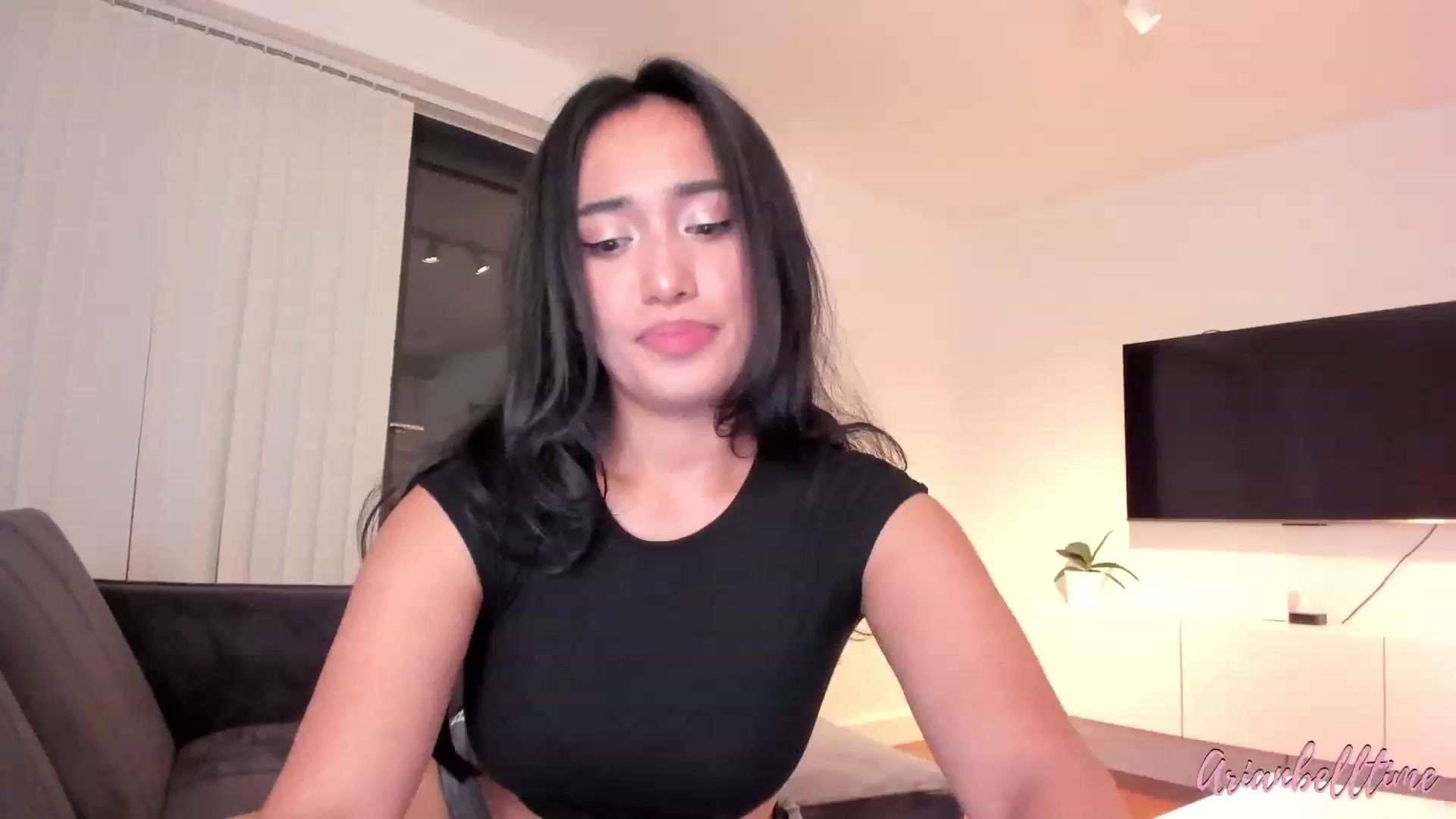 Gallery image thumbnail from ArianBelltime's myfreecams stream on, 08/23/2023, 01:56 image 16 of 20