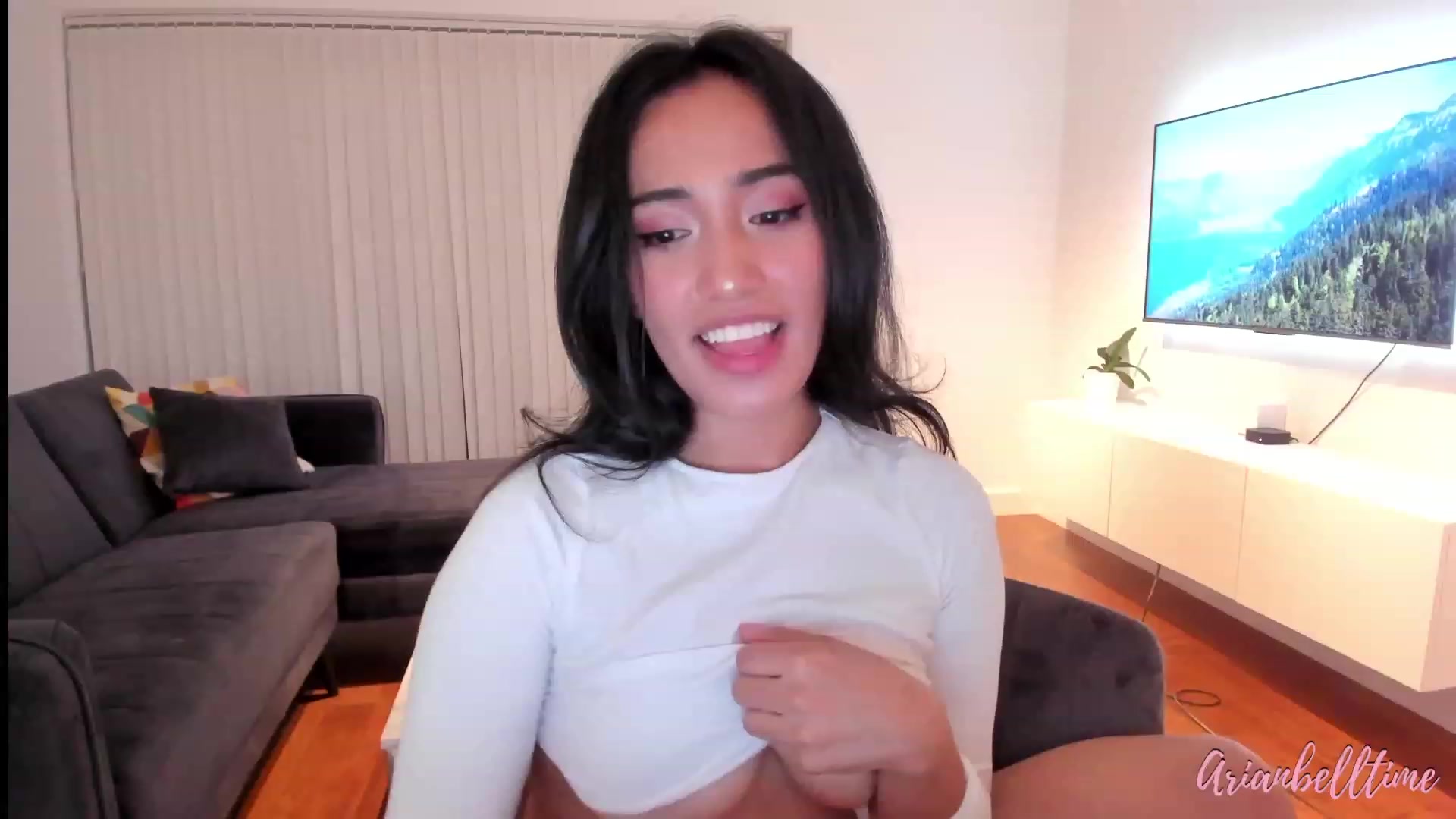 Gallery image thumbnail from ArianBelltime's myfreecams stream on, 08/25/2023, 02:43 image 16 of 20