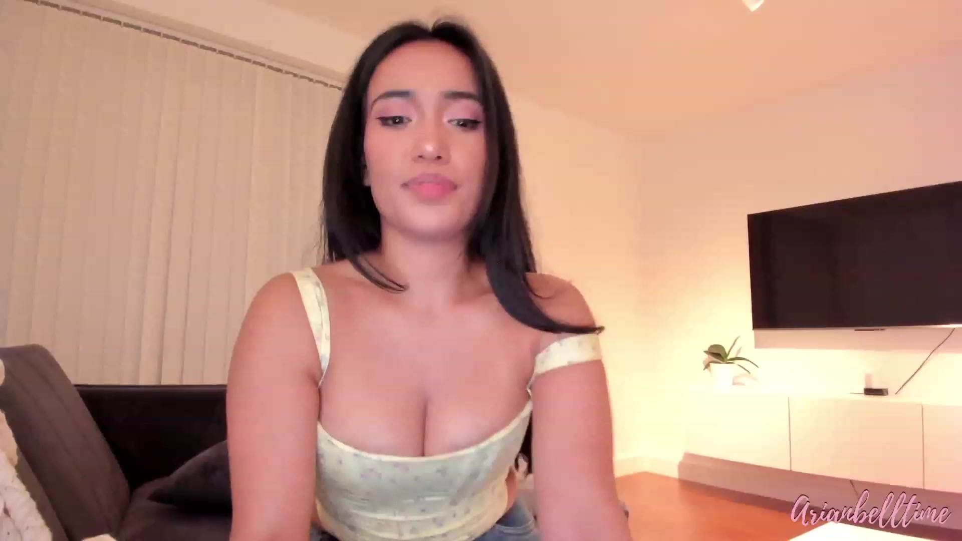 Gallery image thumbnail from ArianBelltime's myfreecams stream on, 08/25/2023, 23:06 image 8 of 20