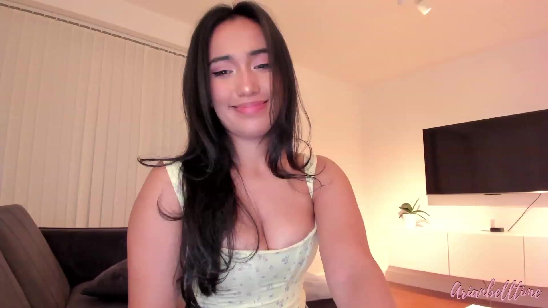 Gallery image thumbnail from ArianBelltime's myfreecams stream on, 08/25/2023, 23:06 image 14 of 20