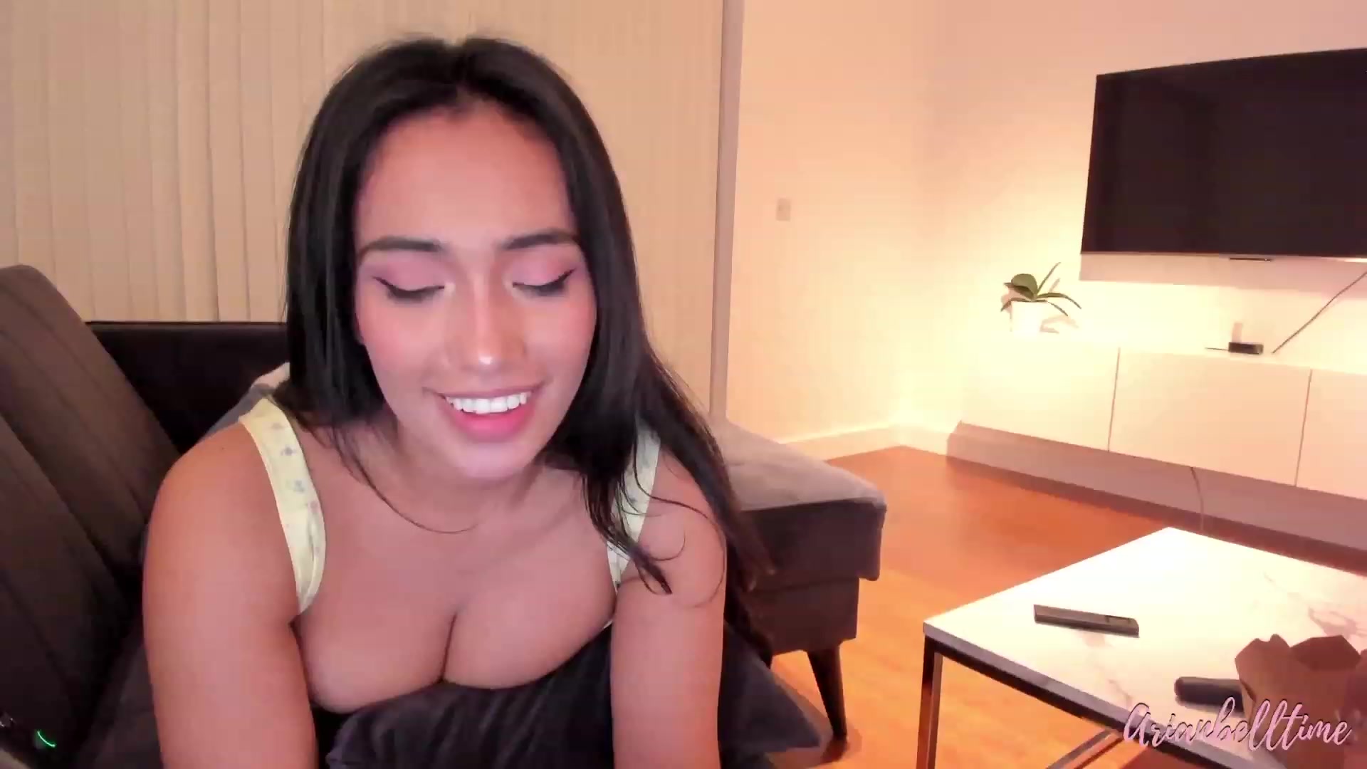 Gallery image thumbnail from ArianBelltime's myfreecams stream on, 08/26/2023, 24:02 image 10 of 20