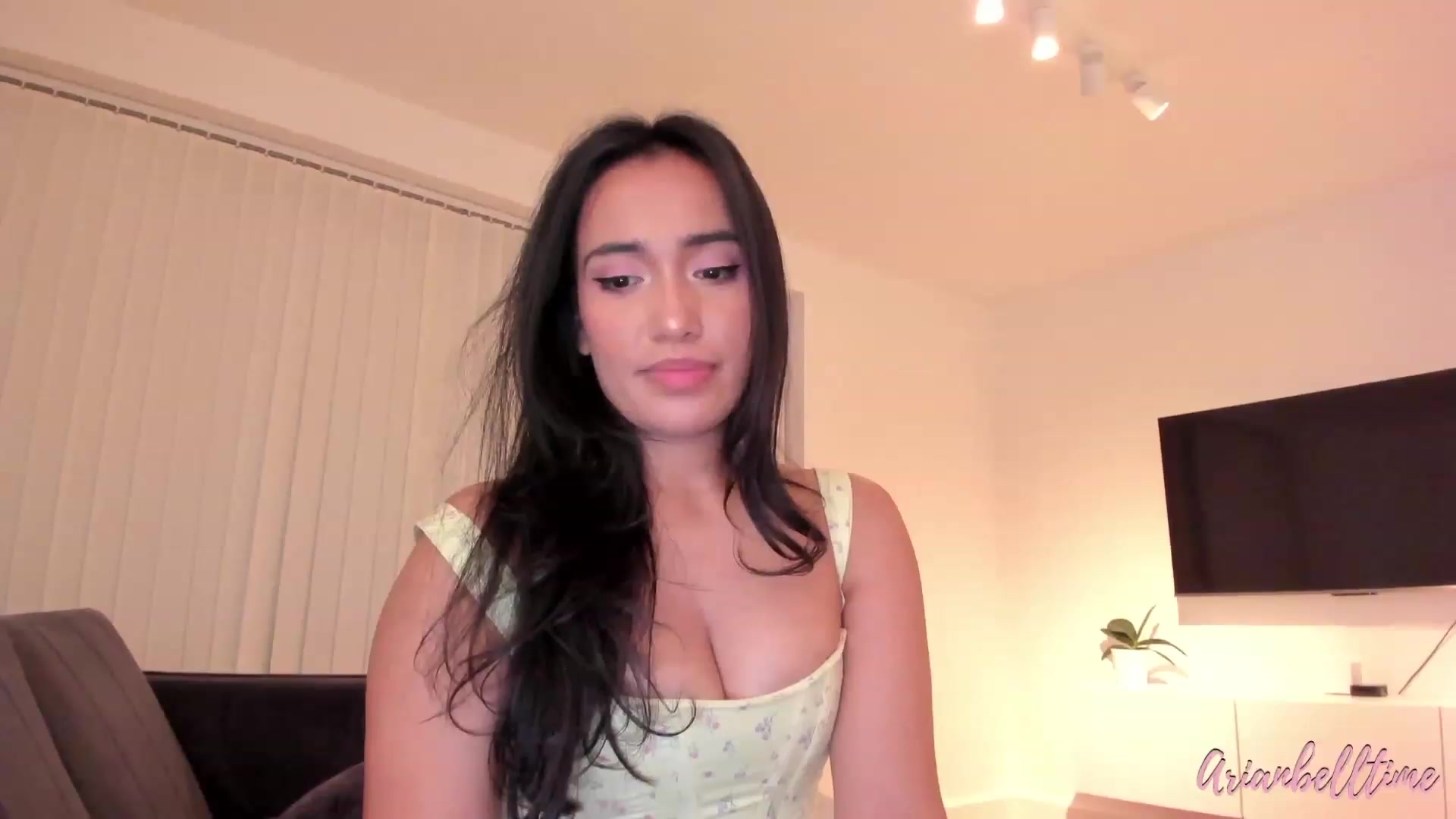 Gallery image thumbnail from ArianBelltime's myfreecams stream on, 08/26/2023, 24:02 image 4 of 20