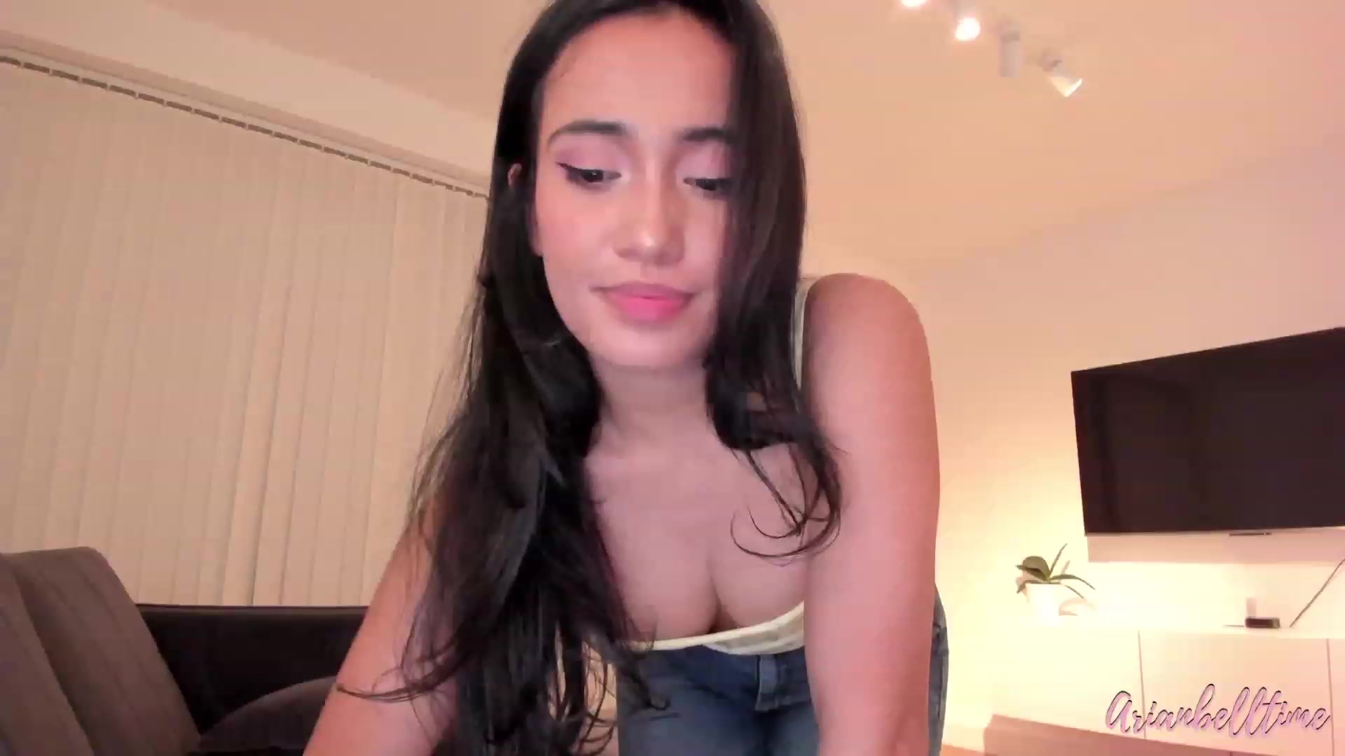 Gallery image thumbnail from ArianBelltime's myfreecams stream on, 08/26/2023, 24:02 image 18 of 20