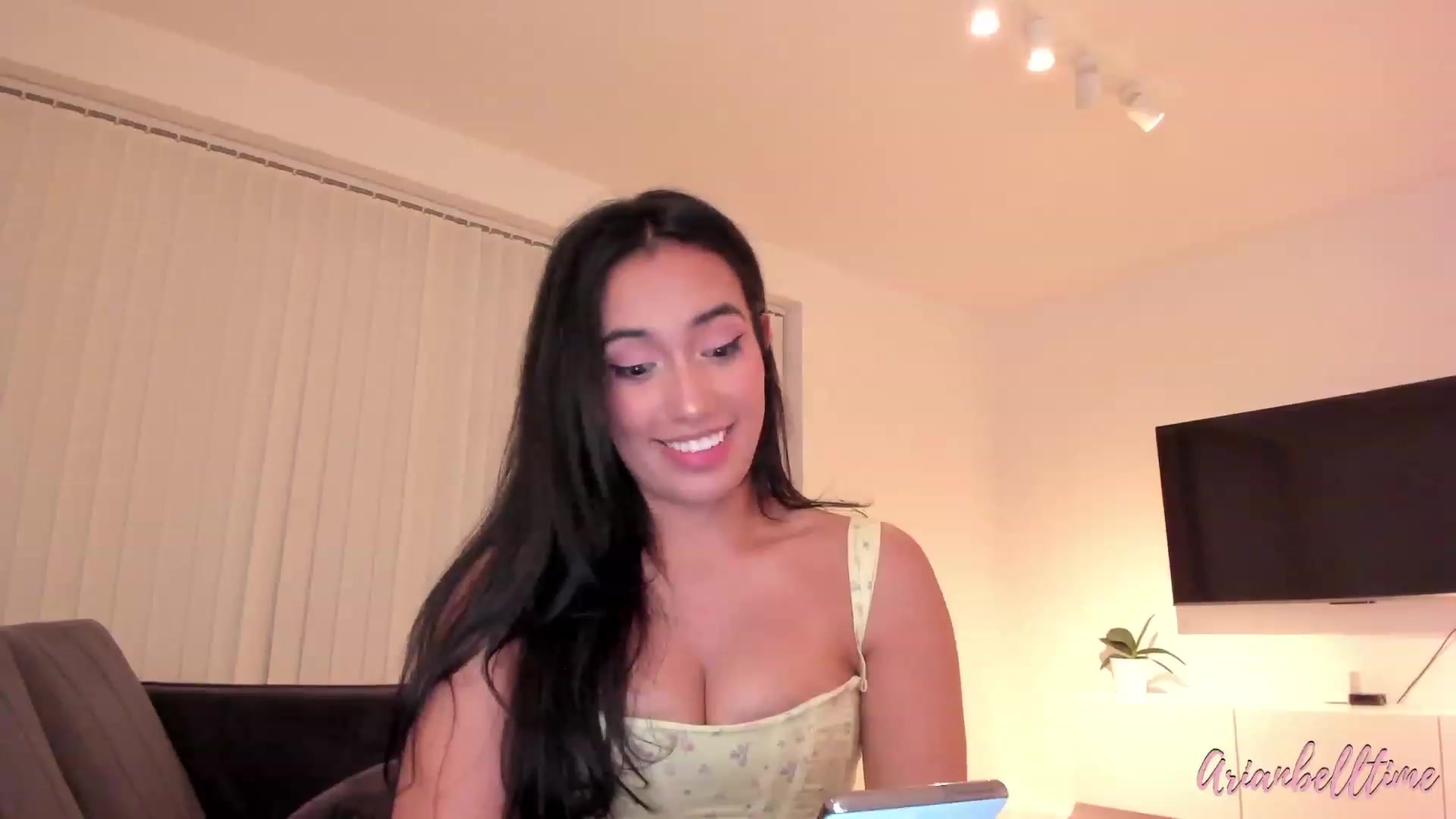 Gallery image thumbnail from ArianBelltime's myfreecams stream on, 08/26/2023, 24:02 image 6 of 20