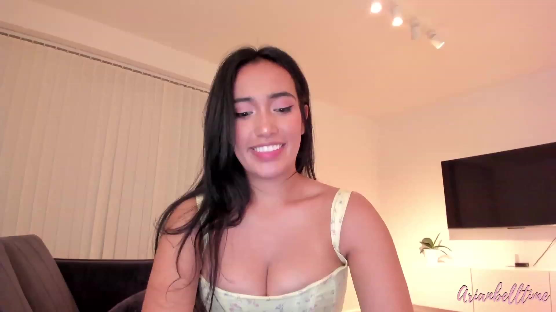 Gallery image thumbnail from ArianBelltime's myfreecams stream on, 08/26/2023, 24:02 image 7 of 20